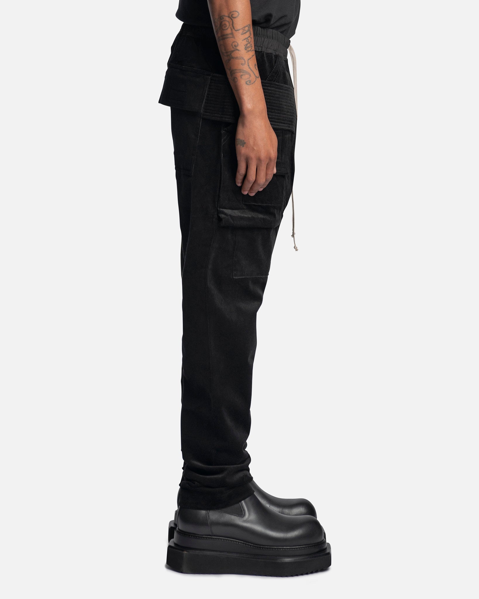 Corduroy Creatch Cargo Drawstring In Black Rick owens оригінал – Купити в Україні – вид ззаду