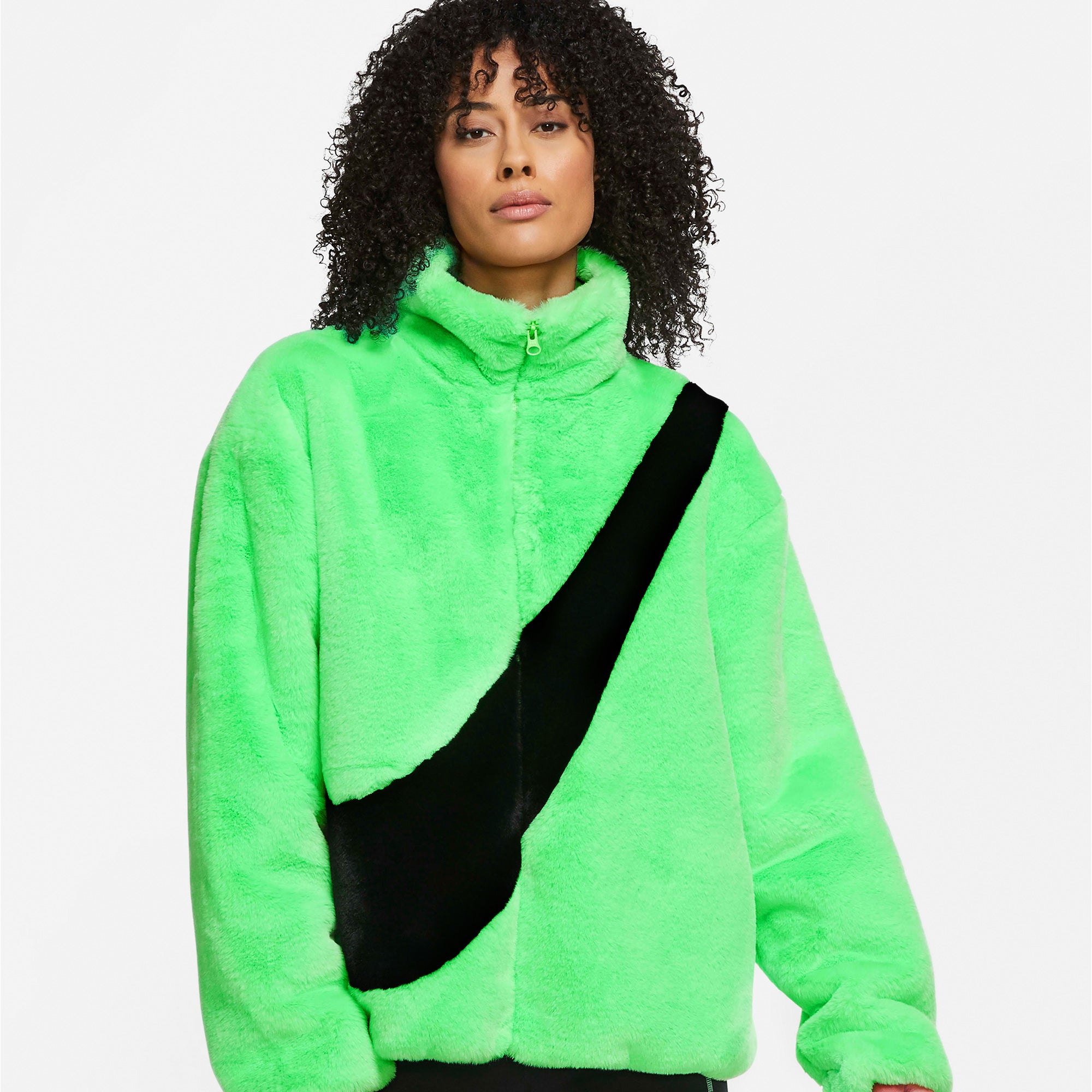 Оригінальна Faux Fur Jacket Nike – вид ззаду - NIKE