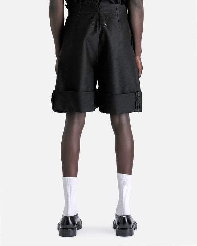 Cuffed Satin Shorts In Black Maison margiela – Гарантія оригінальності – детальний вид