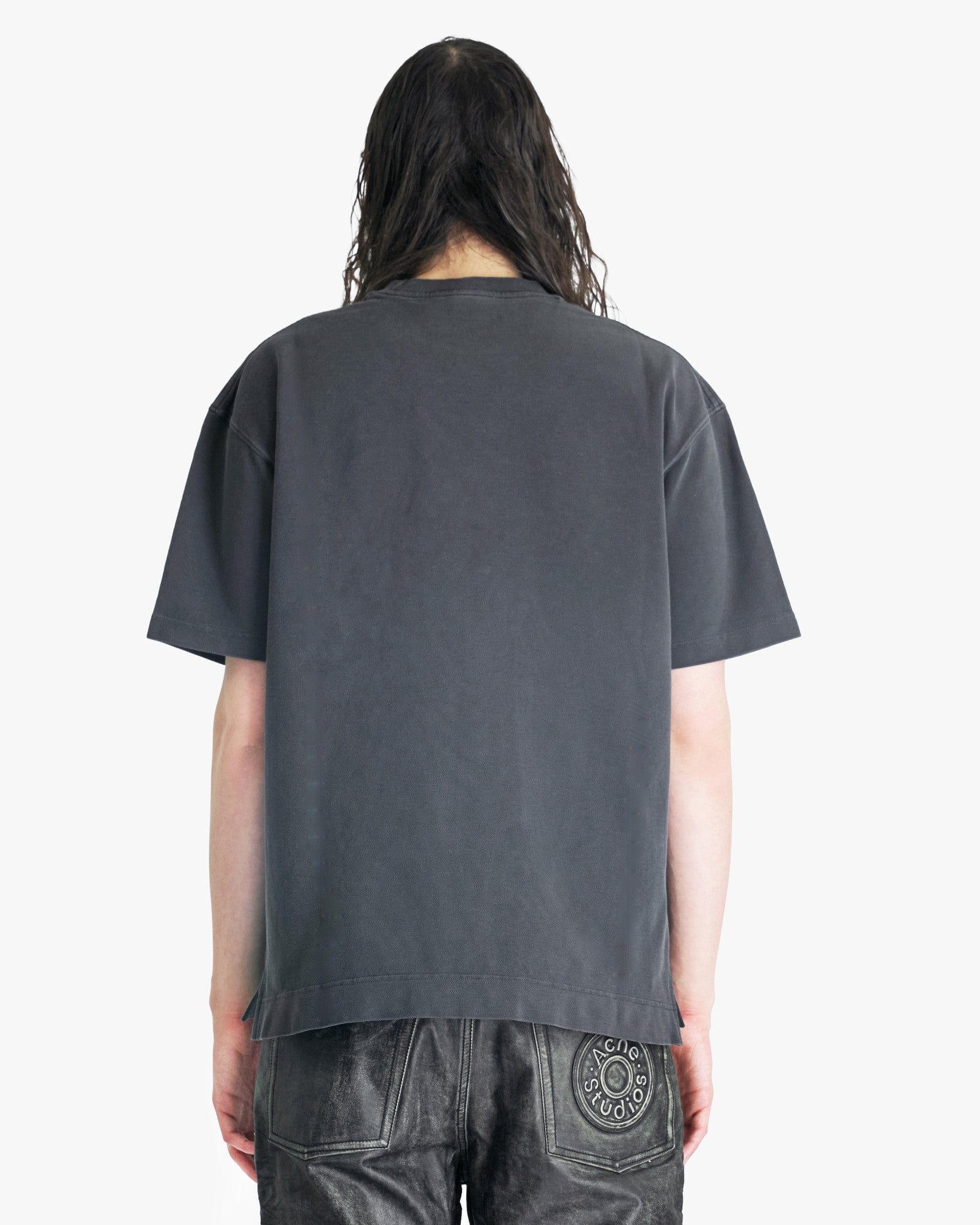 Cursive Logo T-Shirt In Faded Black Acne studios – Гарантія оригінальності – детальний вид