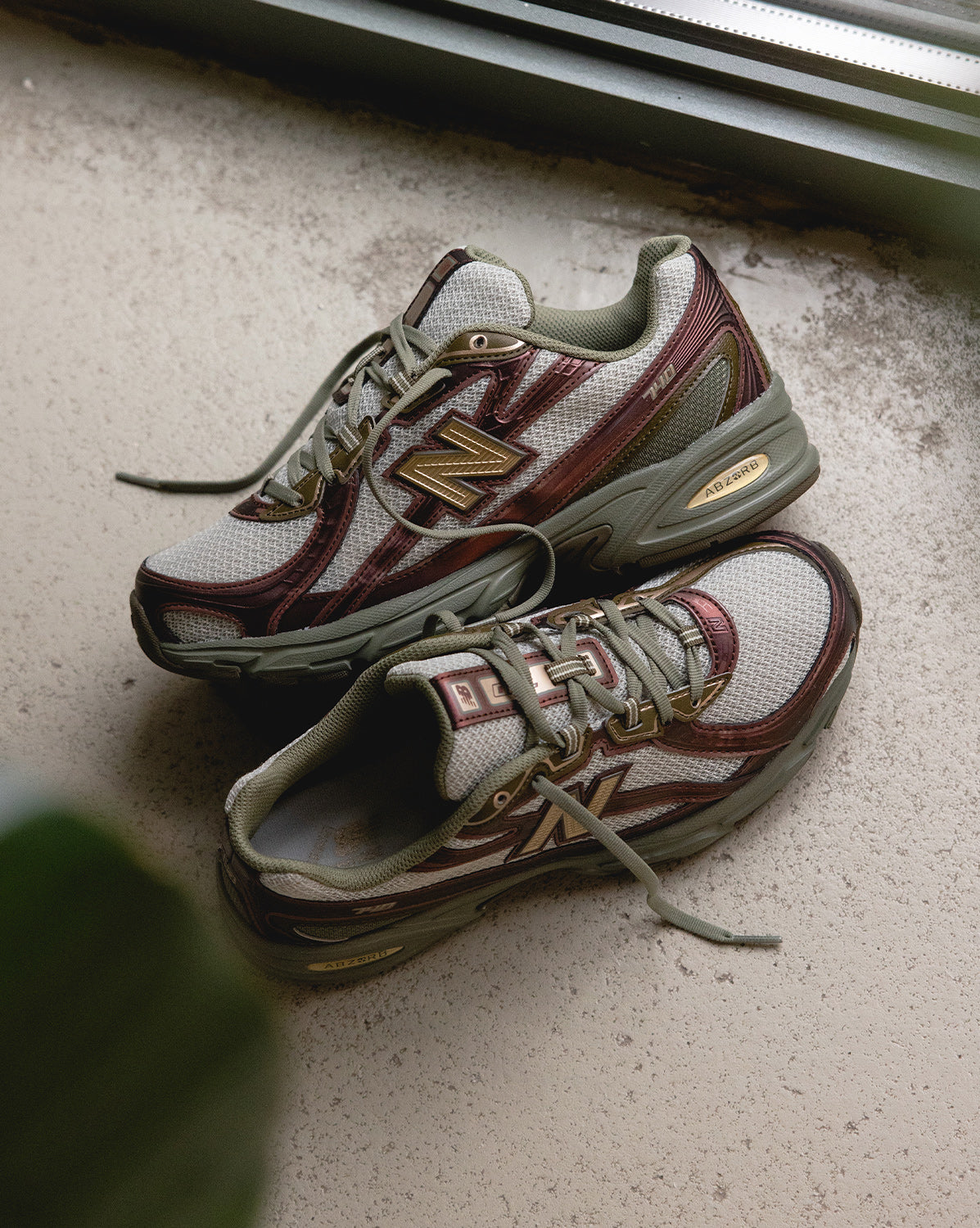 740 New balance – Гарантія оригінальності – вид ззаду