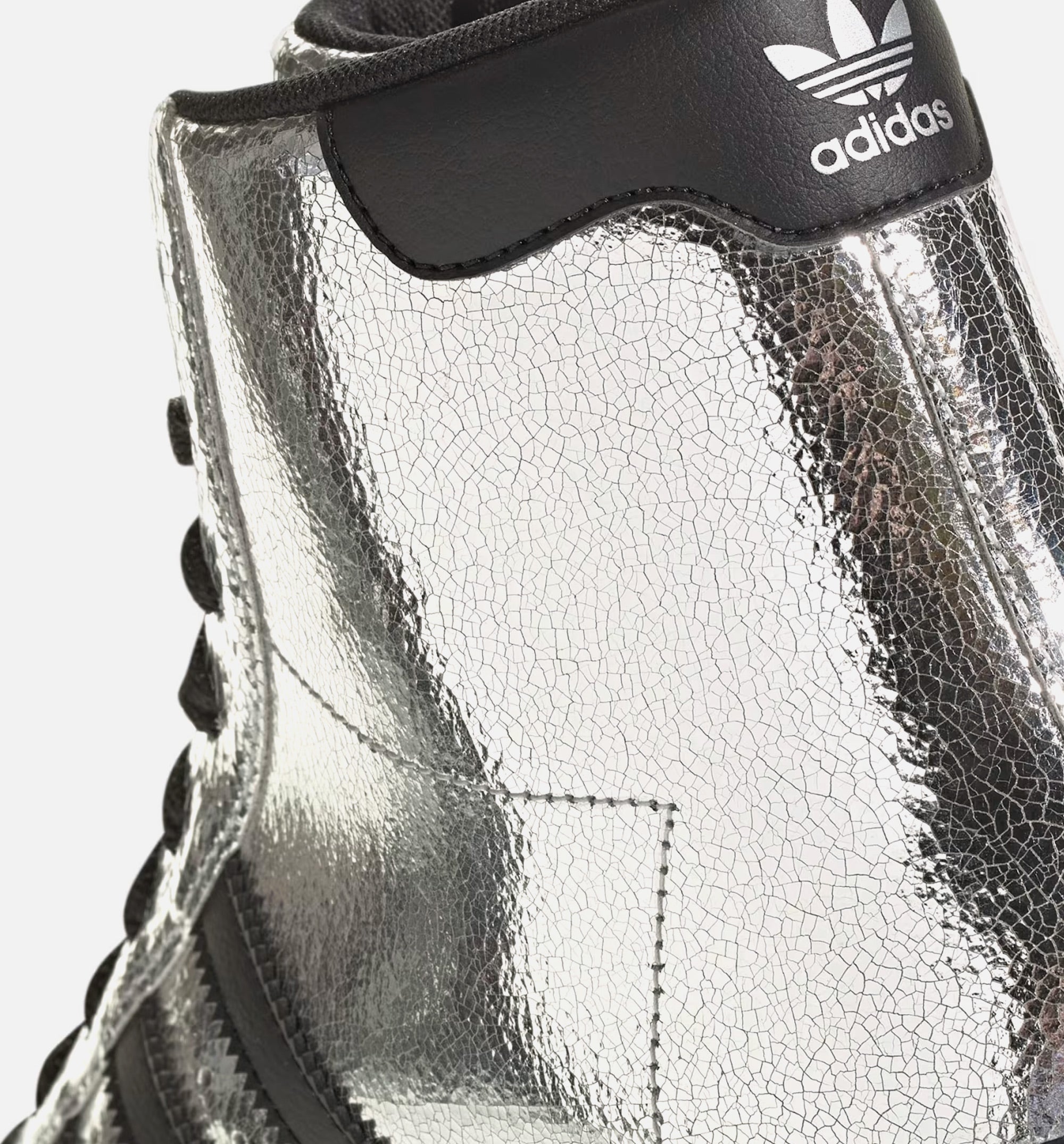 Оригінальна Superstar 82 Roller Skates Womens Lifestyle Shoe Adidas – детальний вид