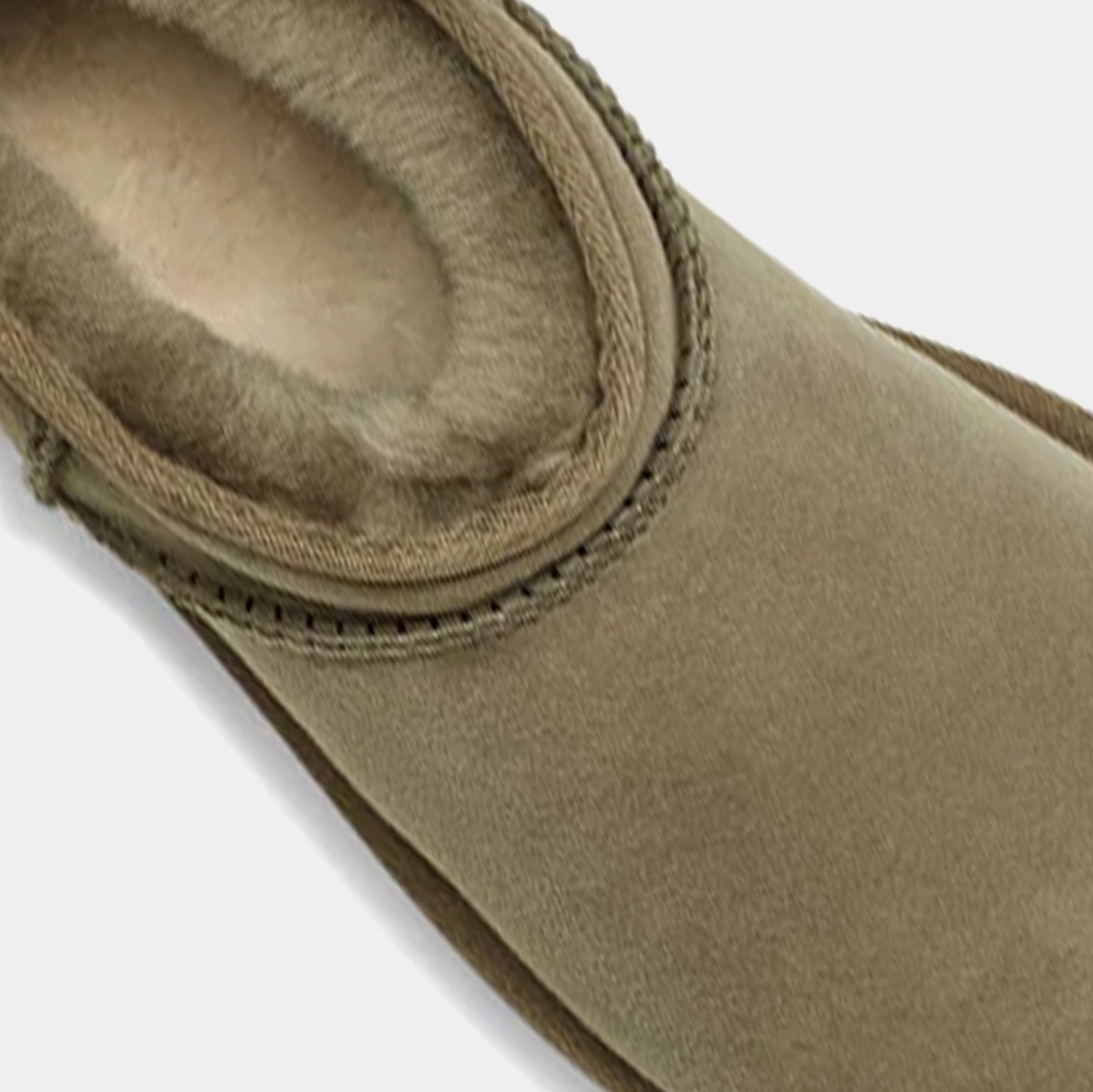 Оригінальна Classic Ultra Mini Womens Boots Ugg – детальний вид