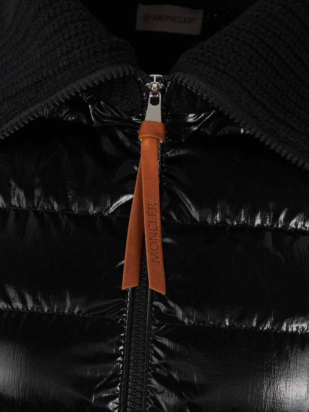 Logo Quilted Cardigan Moncler – Гарантія оригінальності – збільшений вид
