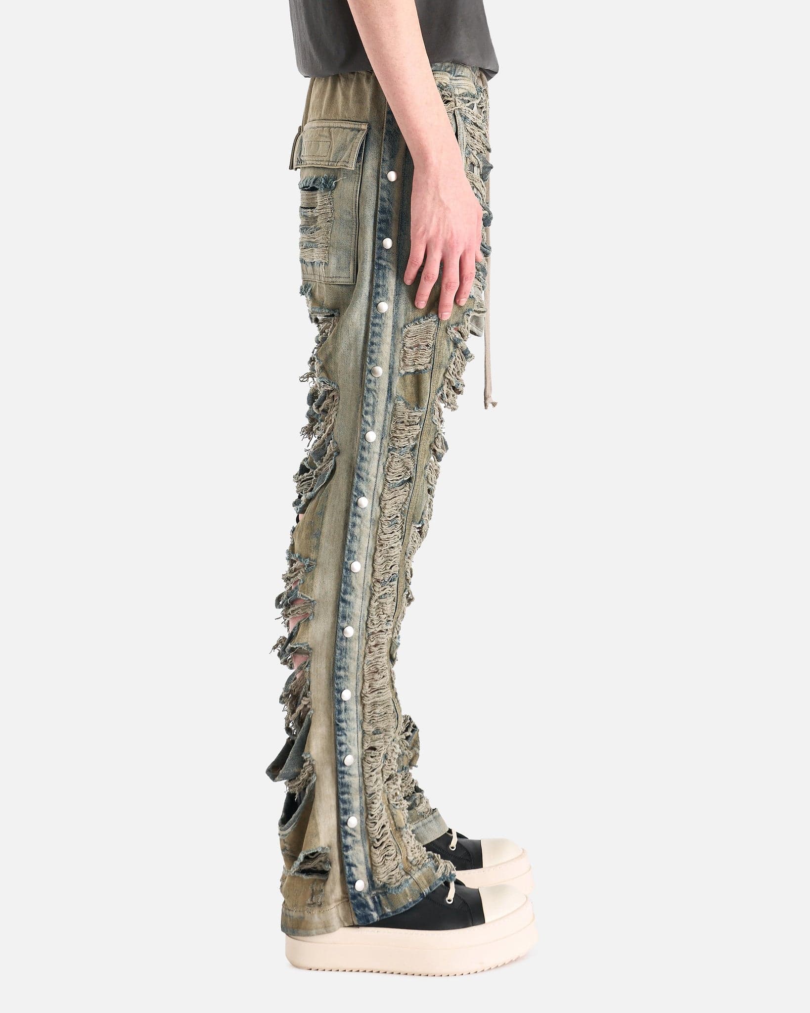 Denim Pusher Pants In Mineral Pearl Shredded Rick owens оригінал – Купити в Україні – вид ззаду