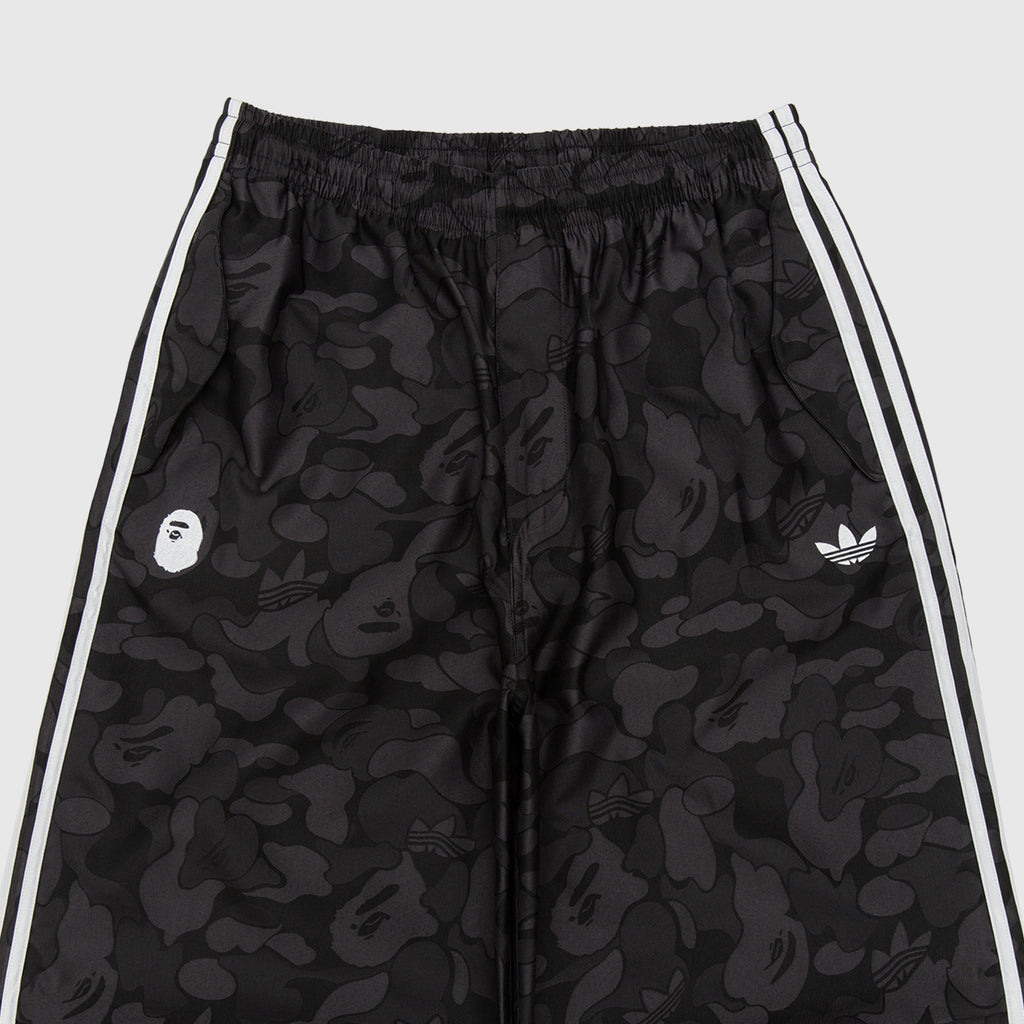 X Bape Jacquard Pants Adidas оригінал – Купити в Україні – вид ззаду