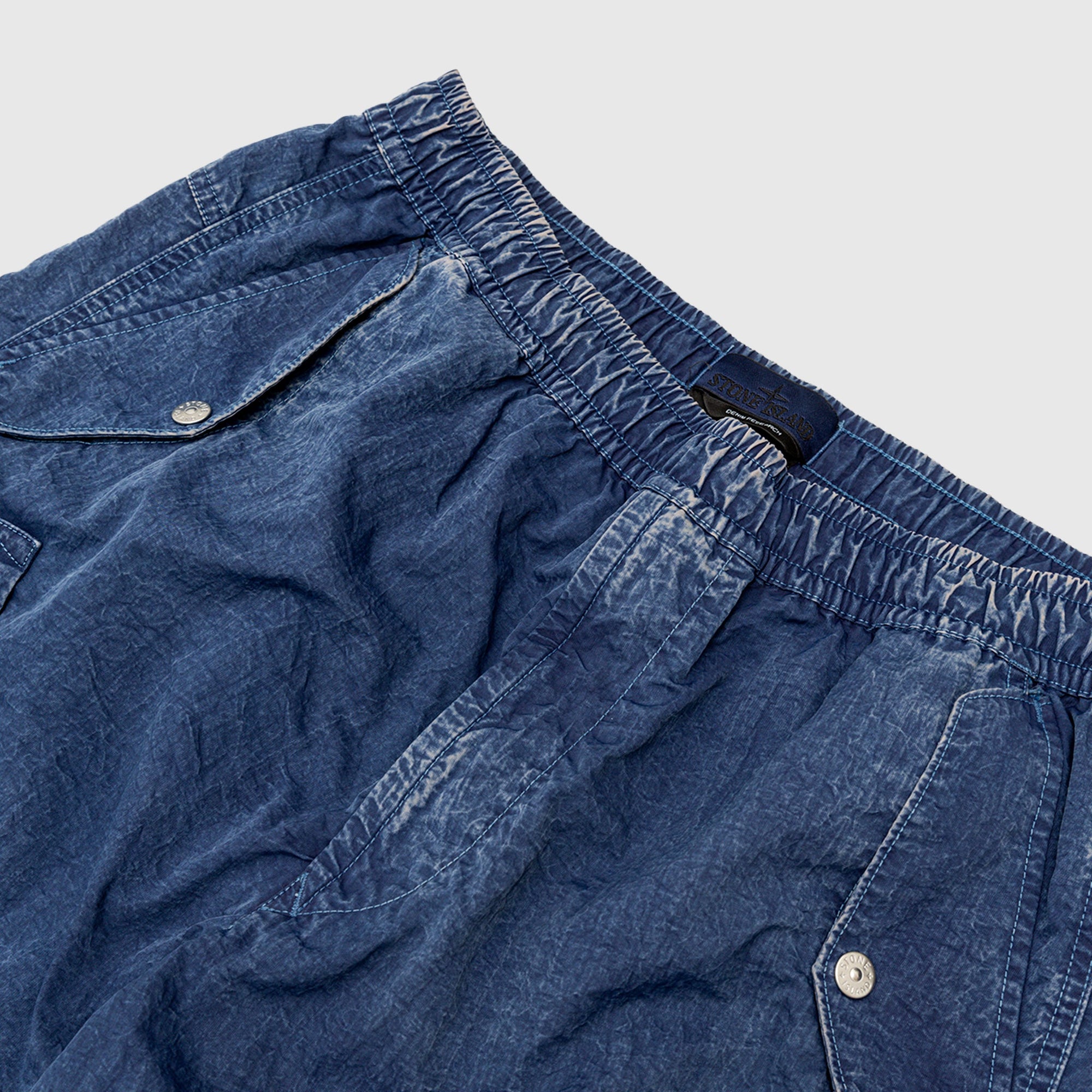 Оригінальна Hallow Fibre Nylon Indigo-Tc Cargo Pants Stone island – детальний вид