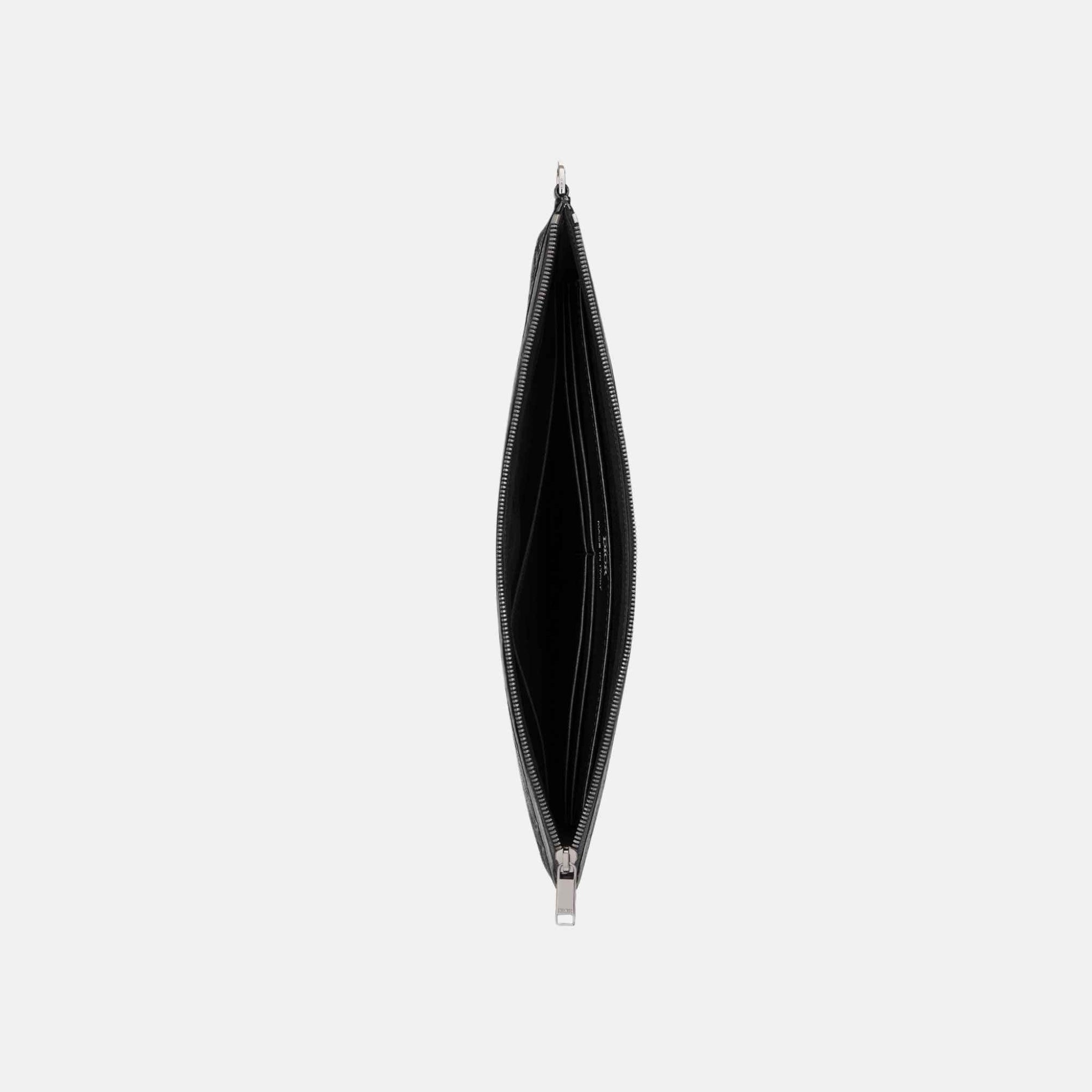 A4 Pouch Black Dior Gravity Leather And Black Grained Calfskin Dior – Гарантія оригінальності – вид ззаду