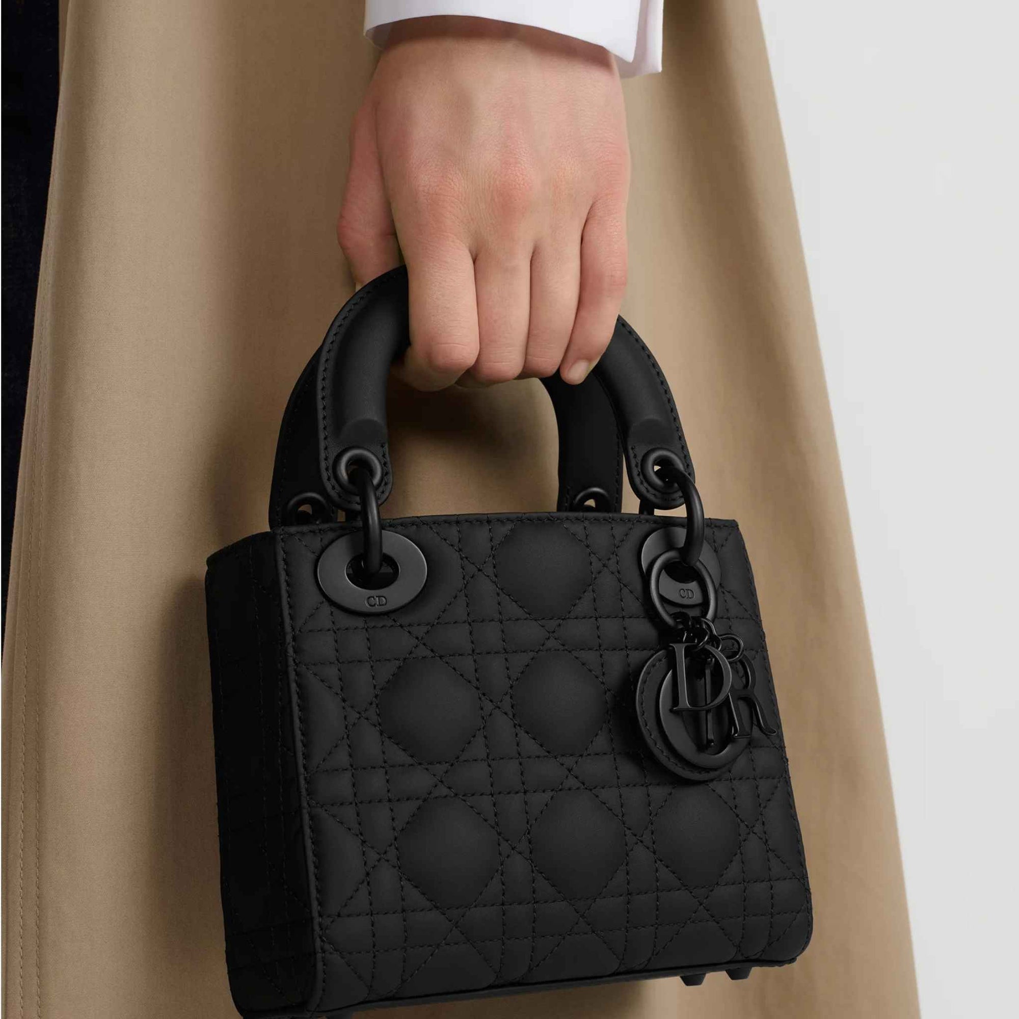 Mini Lady Dior Bag Black Ultramatte Dior оригінал – Купити в Україні – детальний вид