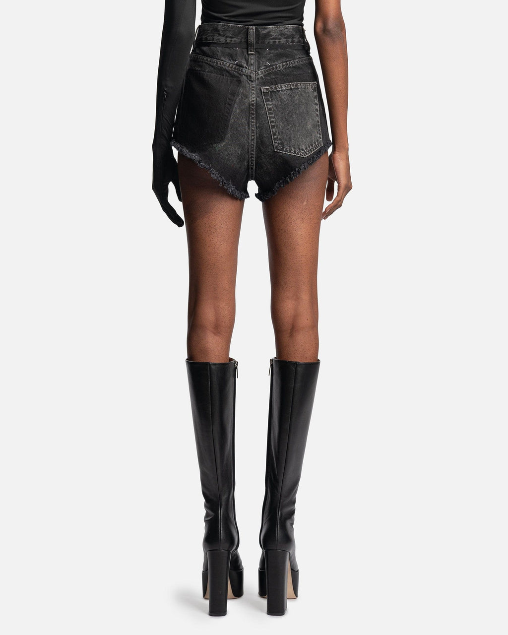 Distressed Denim Shorts In Washed Black Maison margiela – Гарантія оригінальності – детальний вид