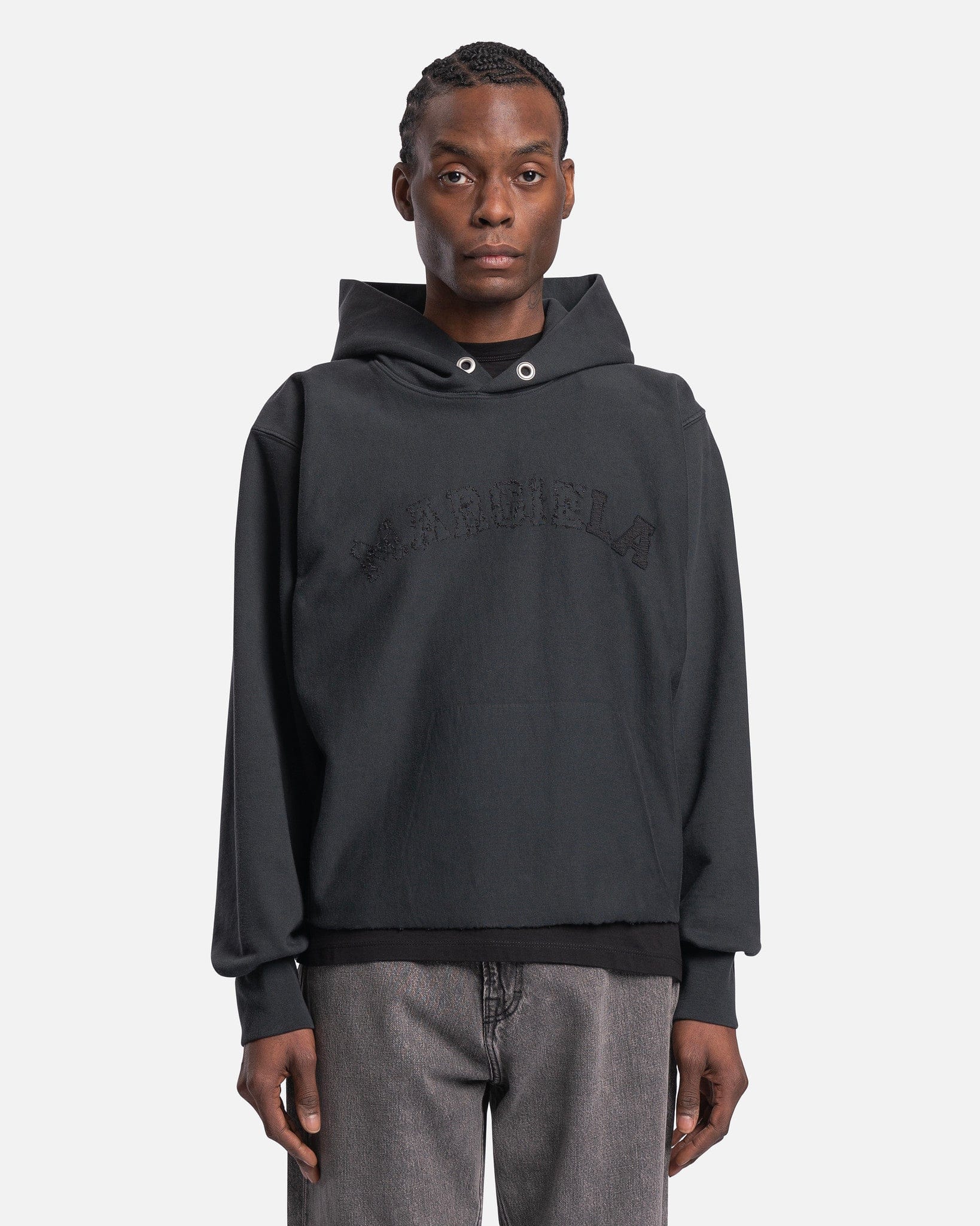 Distressed Logo Fleece Hoodie In Black Delavè Maison margiela оригінал – Купити в Україні – боковий вид