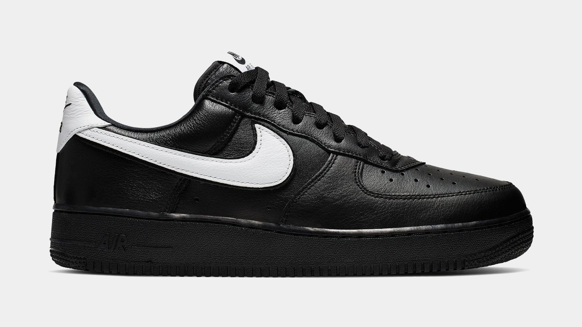 Оригінальна Air Force 1 Low Retro Mens Lifestyle Shoe Nike – боковий вид