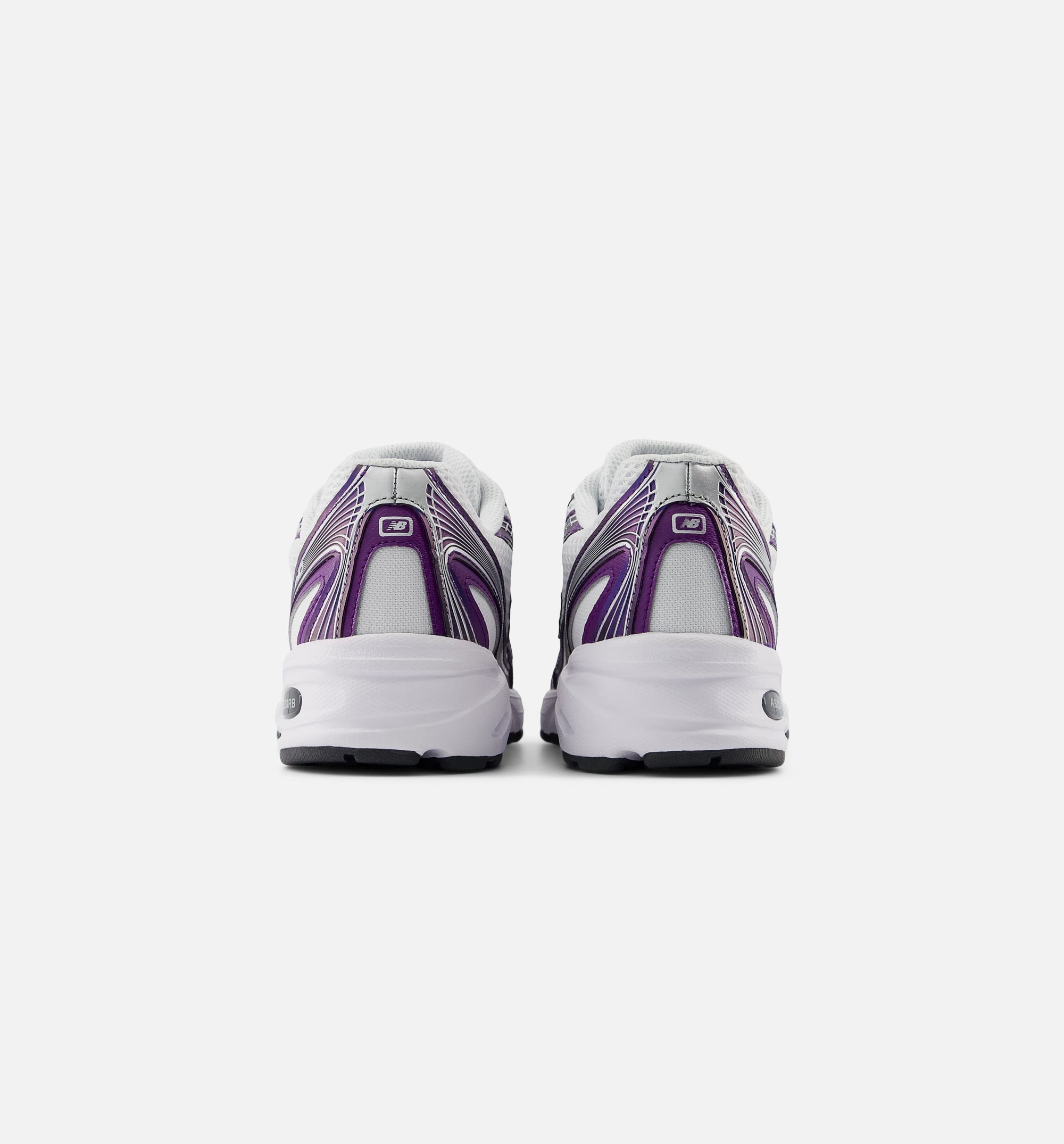 740 Mens Lifestyle Shoe New balance оригінал – Купити в Україні – вид ззаду
