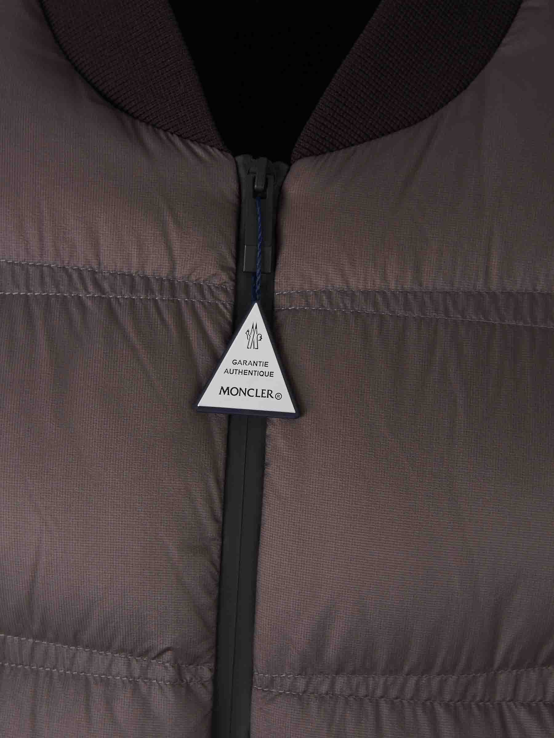 Quilted Logo Jacket Moncler – Гарантія оригінальності – збільшений вид