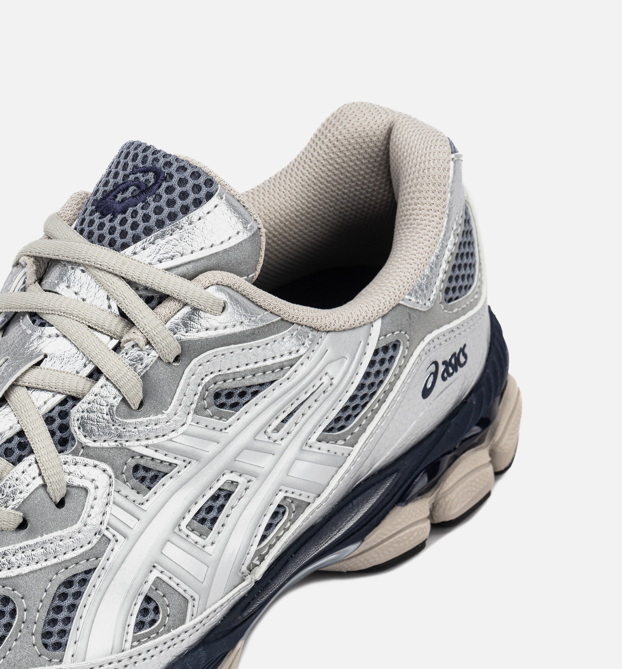 Gel Nyc Pure Silver Mens Lifestyle Shoe Asics оригінал – Купити в Україні – вид ззаду