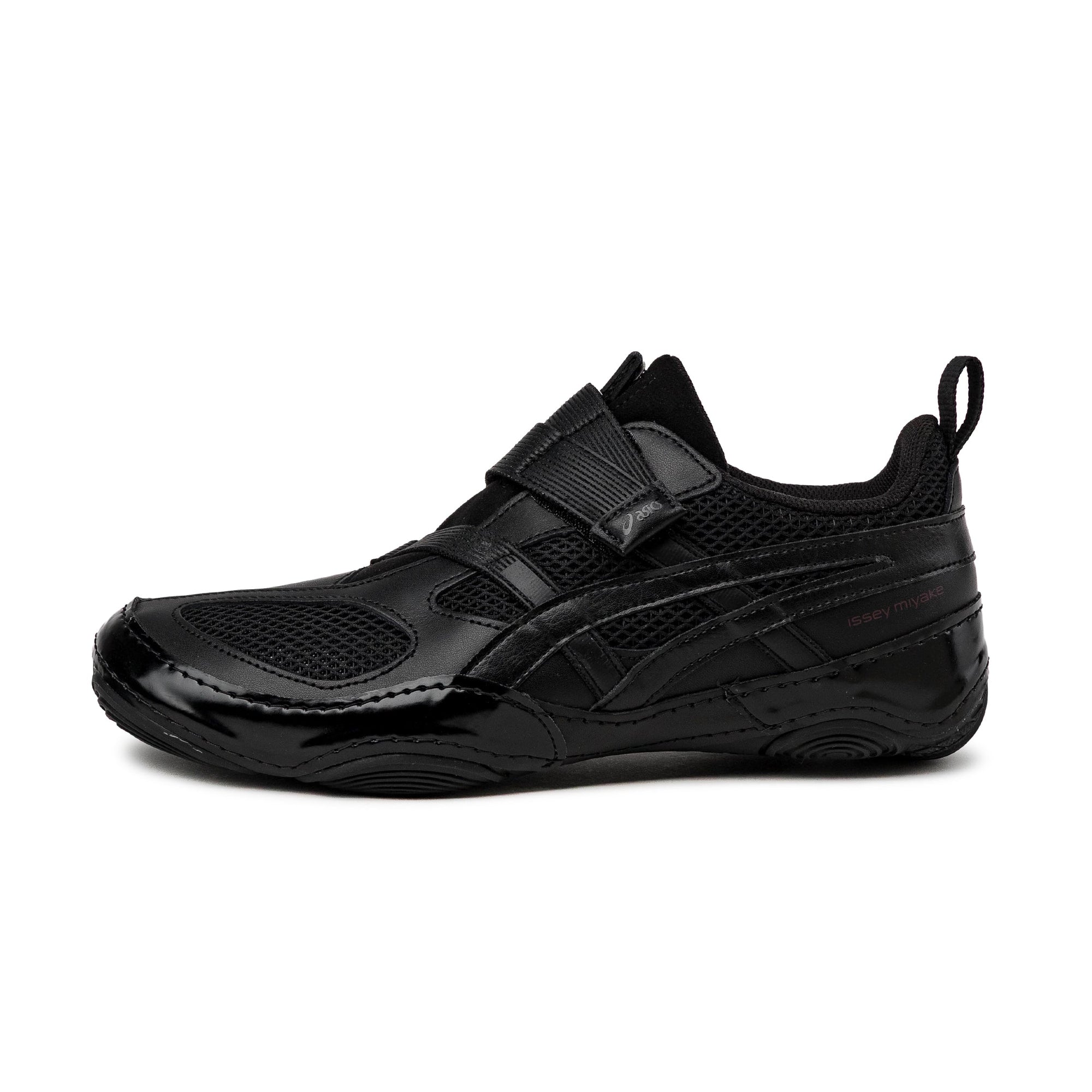 X Issey Miyake Hyper Taping Asics – Гарантія оригінальності – боковий вид