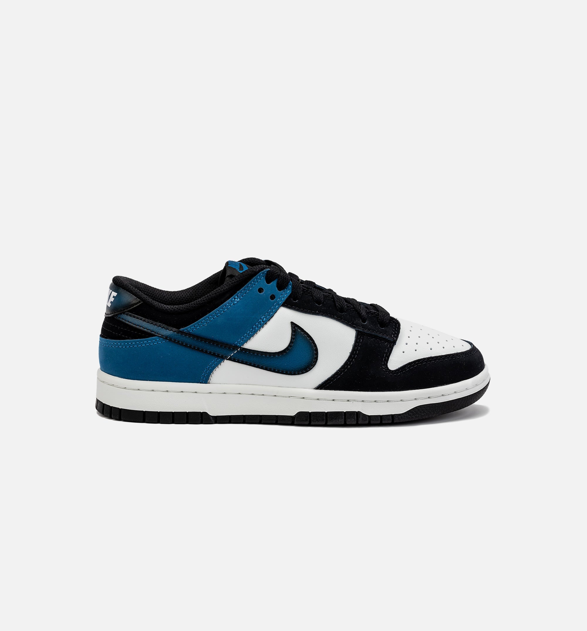Nike Footwear оригінал | Швидка доставка Україна – боковий вид
