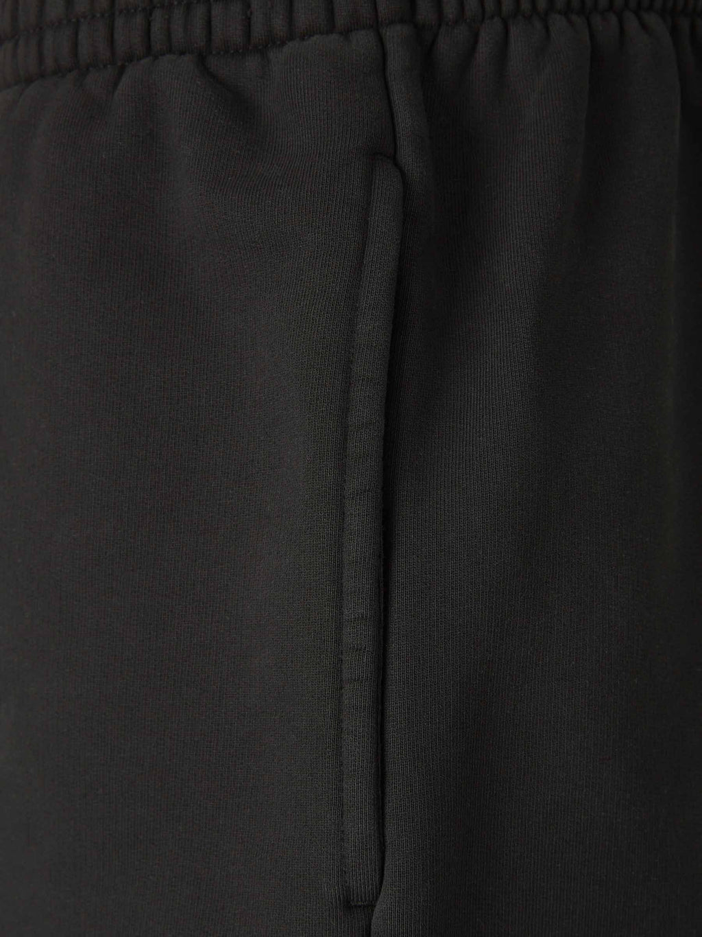 Оригінальна Bermuda Joggers Logo Balenciaga – збільшений вид