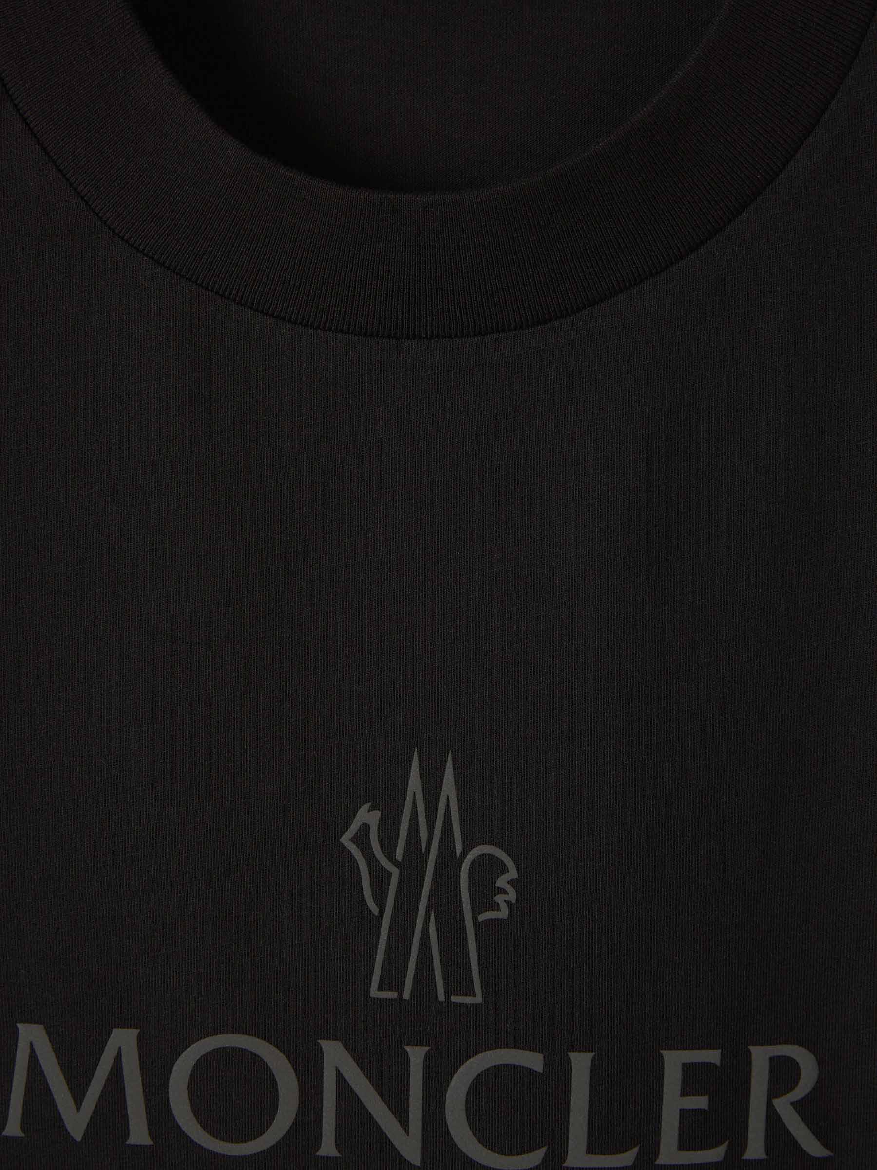 Printed Cotton T-Shirt Moncler – Гарантія оригінальності – детальний вид