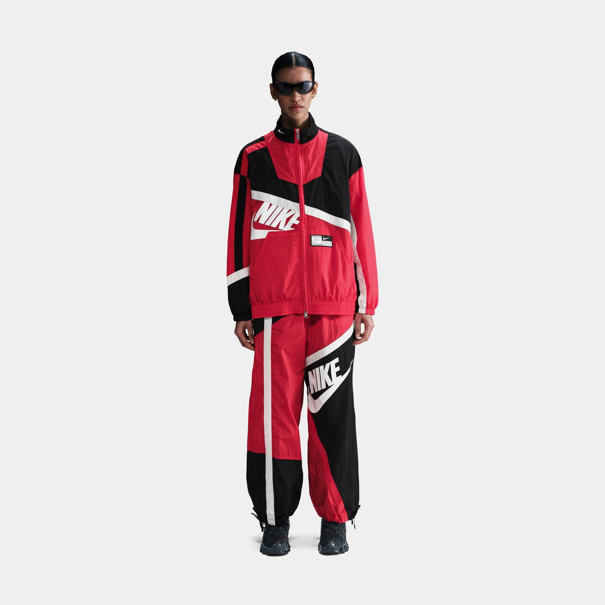Nsw Oversized Woven Womens Jacket Nike оригінал – Купити в Україні – боковий вид