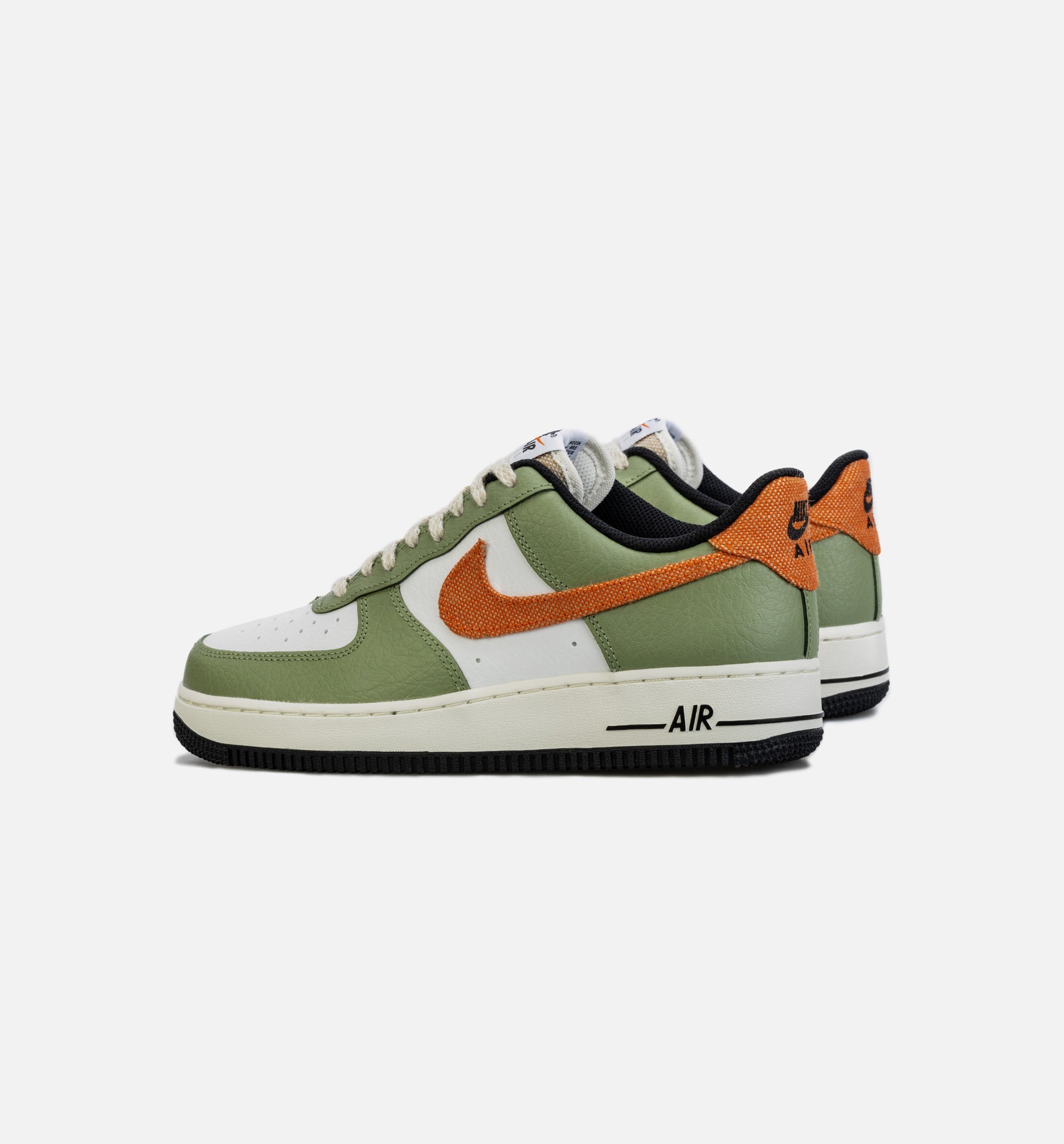 Оригінальна Air Force 1 07 Oil Green Mens Lifestyle Shoe Nike – детальний вид