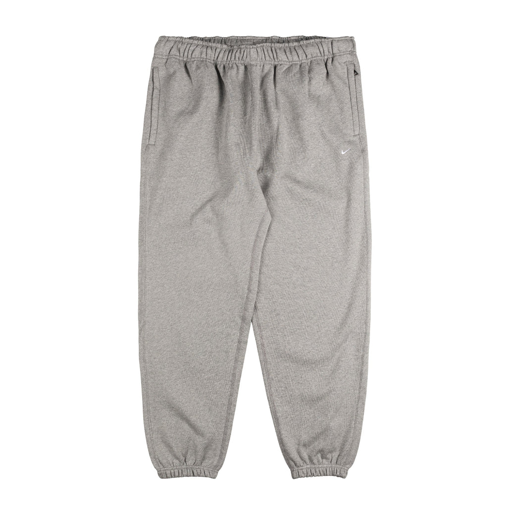 Оригінальна Solo Swoosh Cuffed Fleece Pants Nike – боковий вид