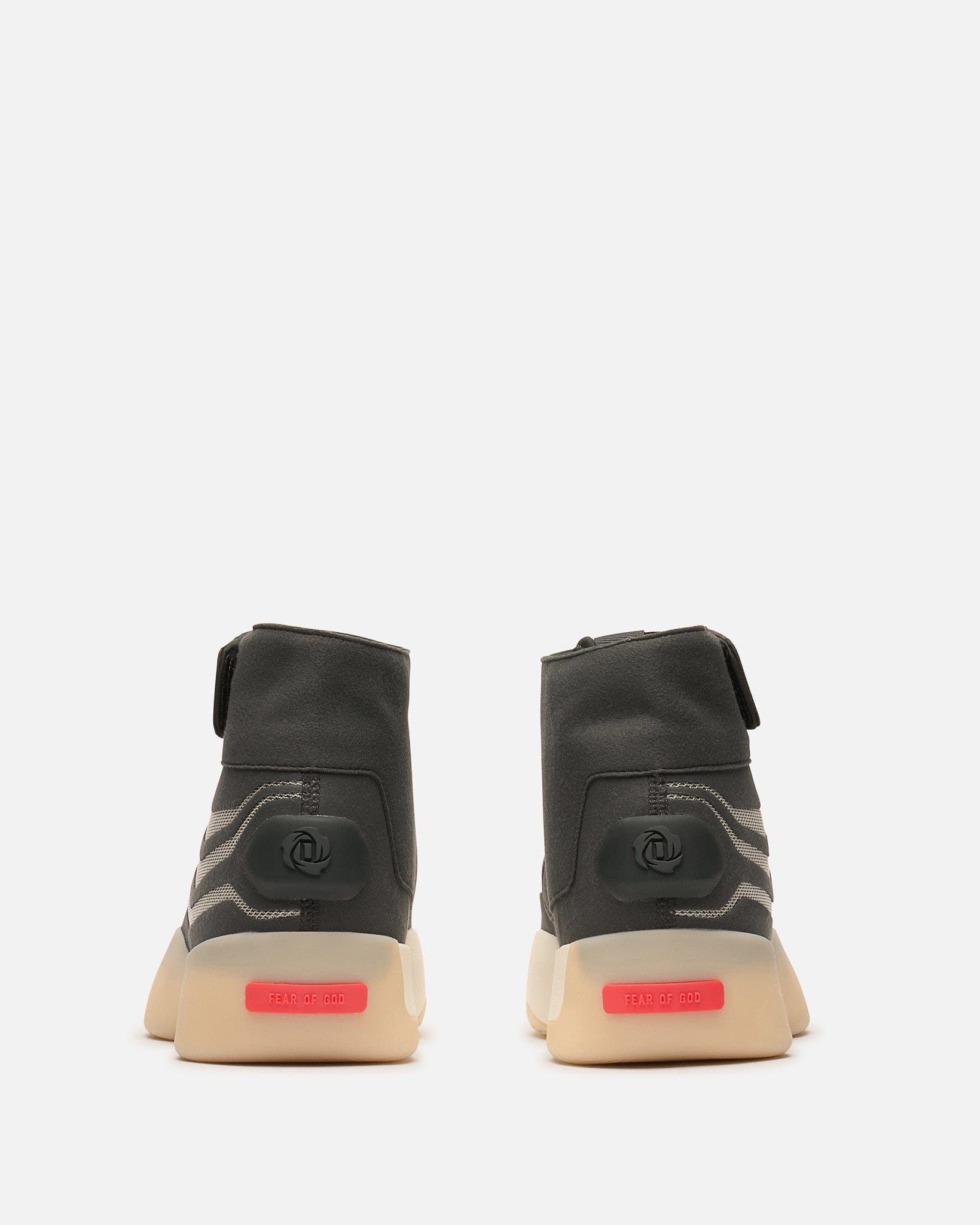 Fear Of God Athletics II Basketball Hi In Carbon Adidas оригінал – Купити в Україні – збільшений вид - ADIDAS