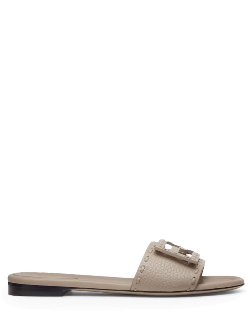 Slide Baguette In Dove Grey Leather Fendi оригінал – Купити в Україні