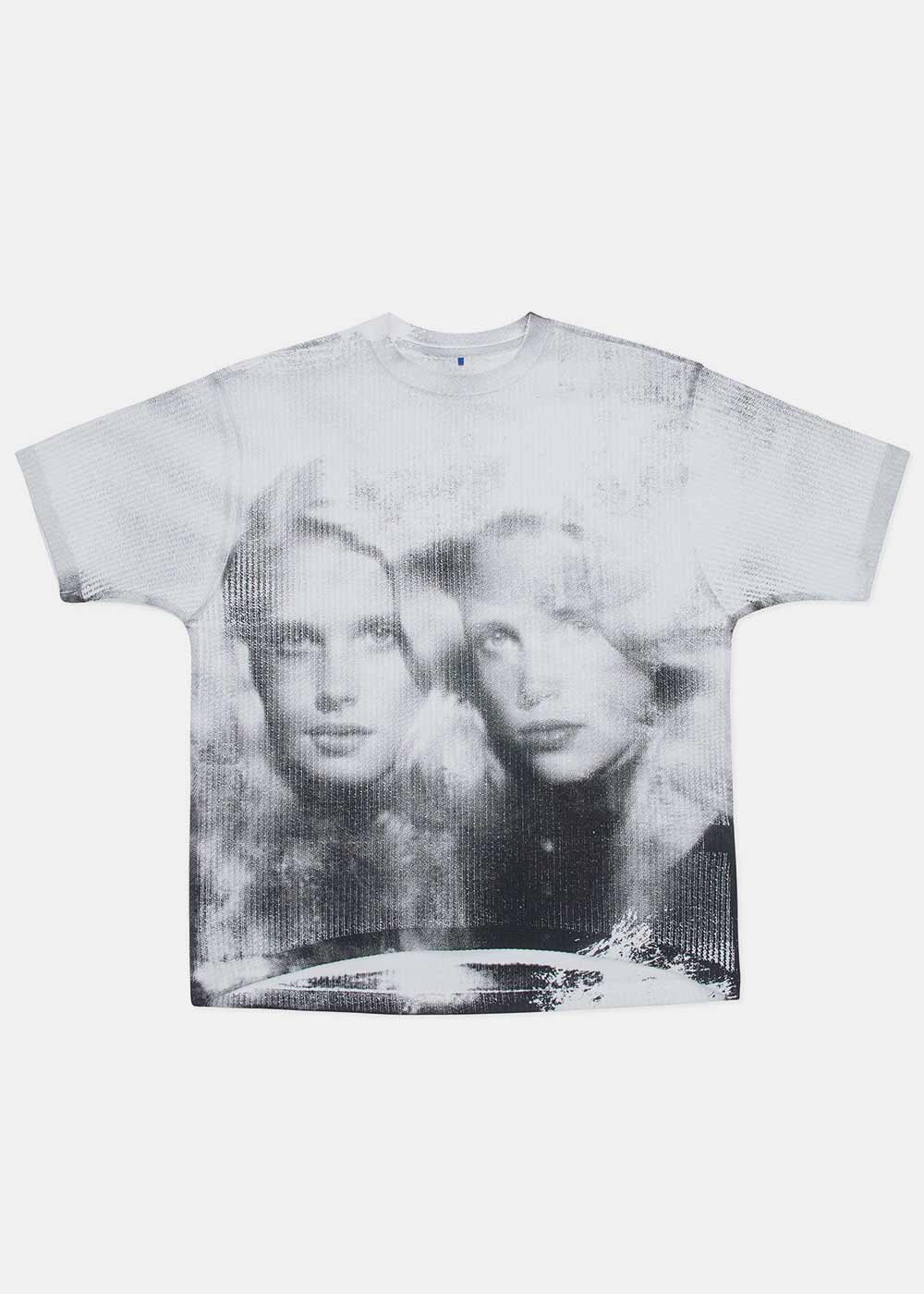 White Twin Face T-Shirt Ader error – Гарантія оригінальності – боковий вид
