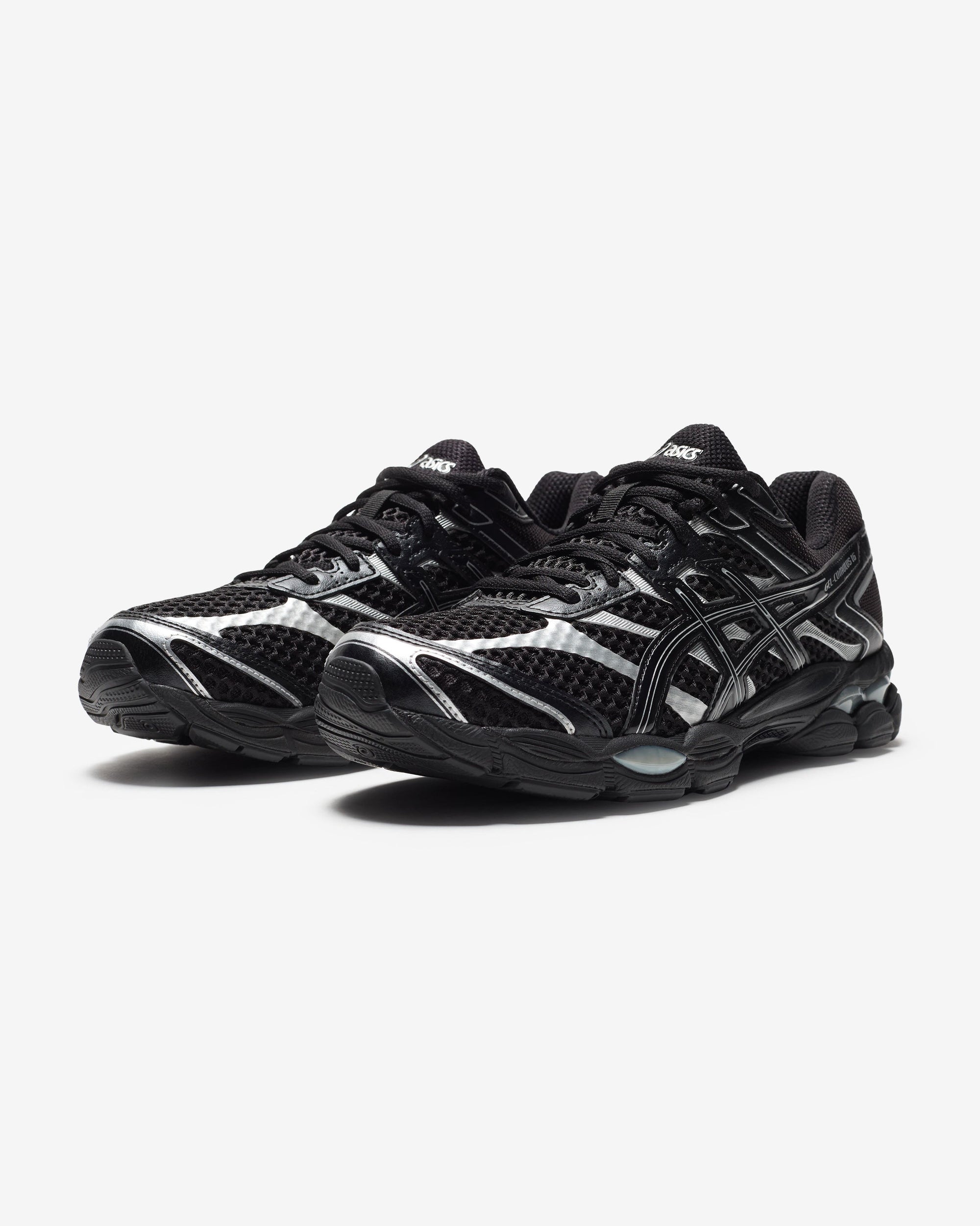 Gel Cumulus 16 Black Asics оригінал – Купити в Україні – боковий вид