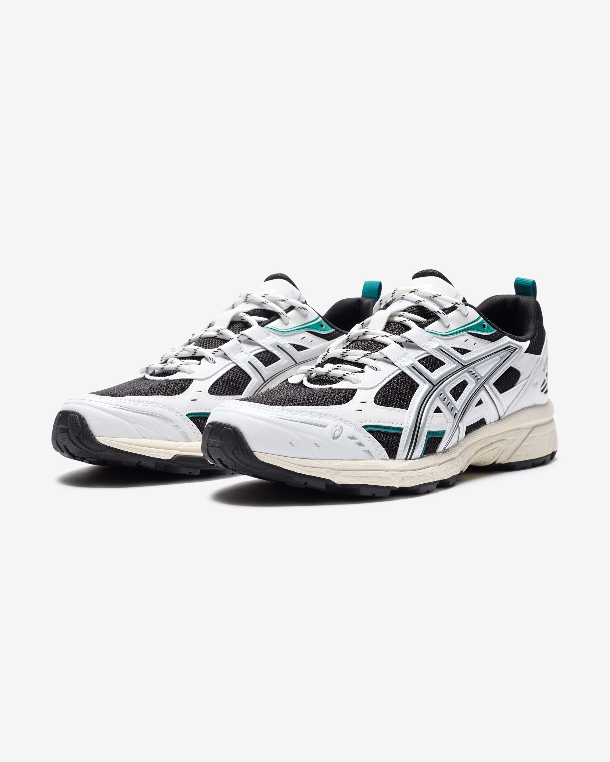 Оригінальна Gel Nunobiki Black Asics – боковий вид