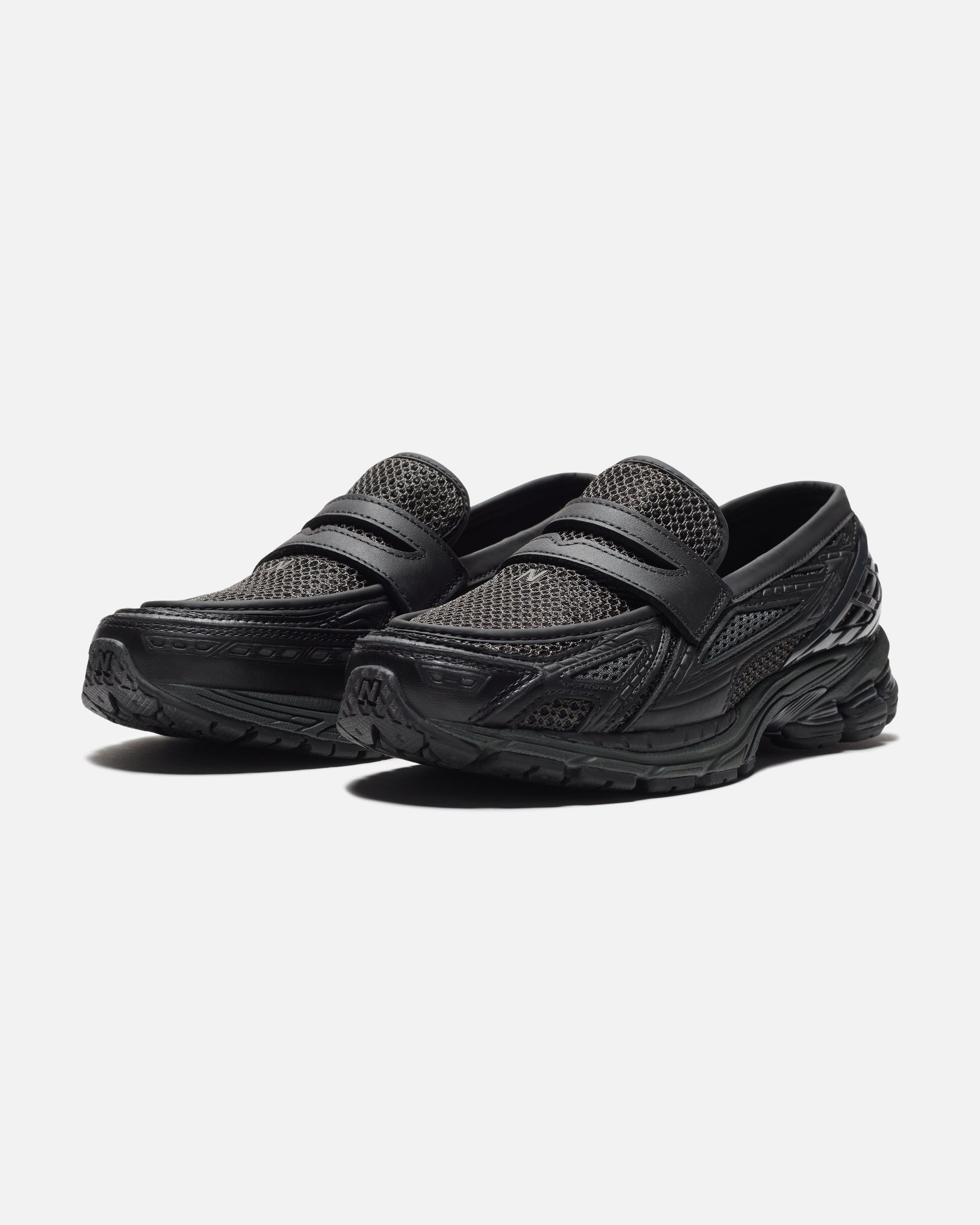 1906l Black New balance оригінал – Купити в Україні – боковий вид