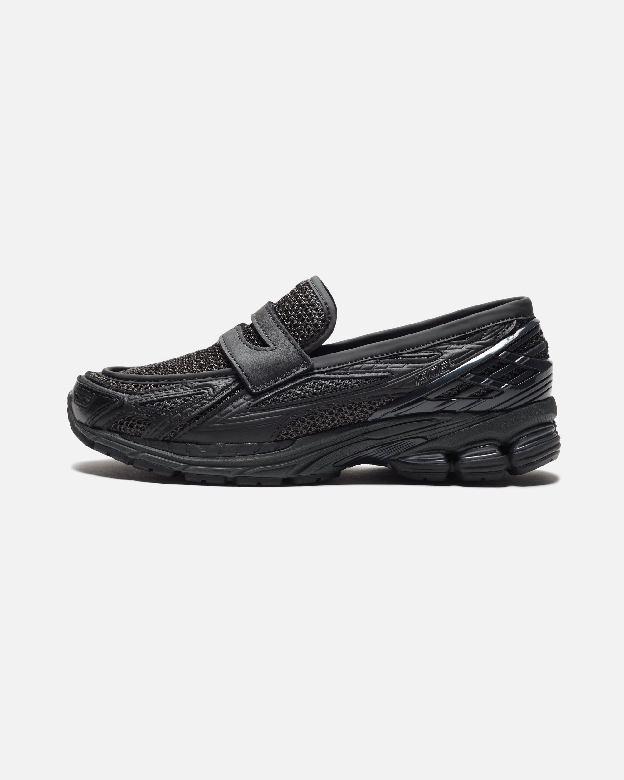 1906l Black New balance оригінал – Купити в Україні – вид ззаду