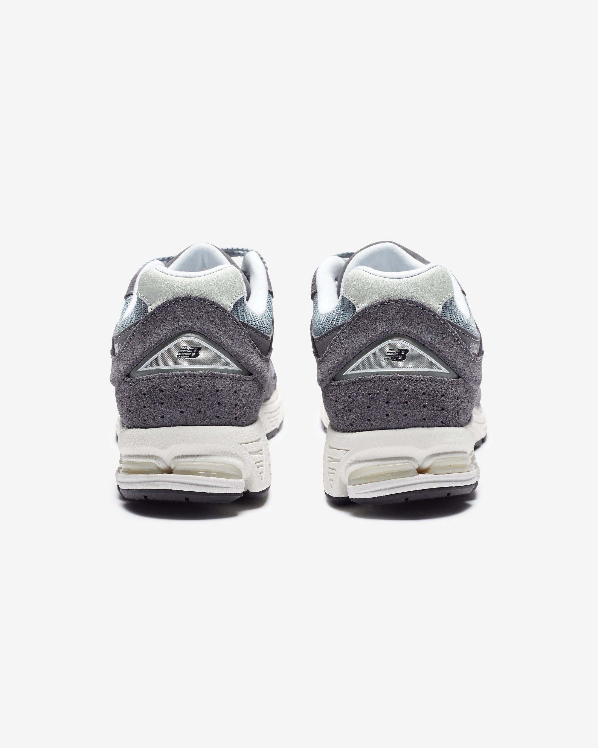 2002r Magnet New balance оригінал – Купити в Україні – детальний вид