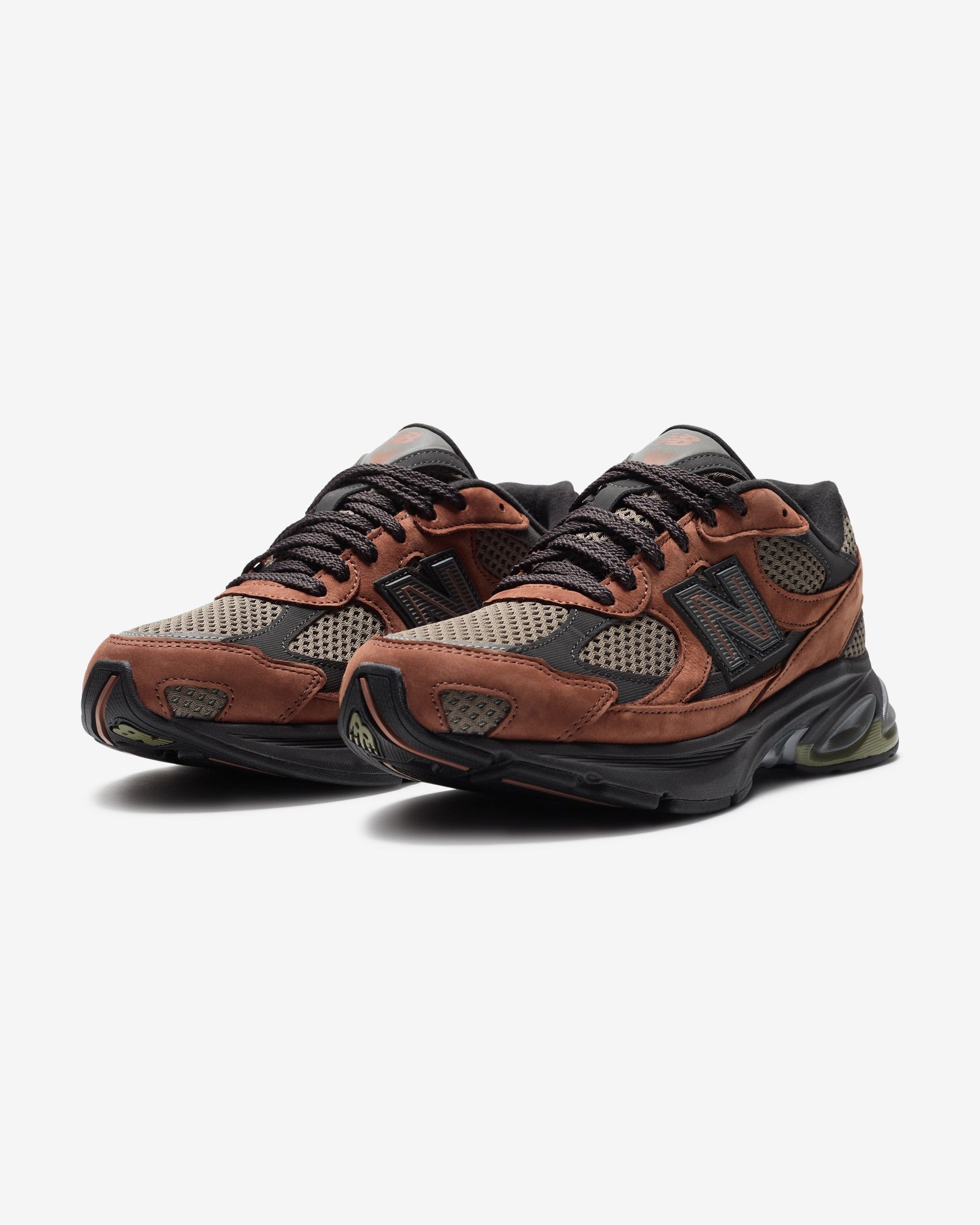 Оригінальна 2010 Pecan New balance – боковий вид