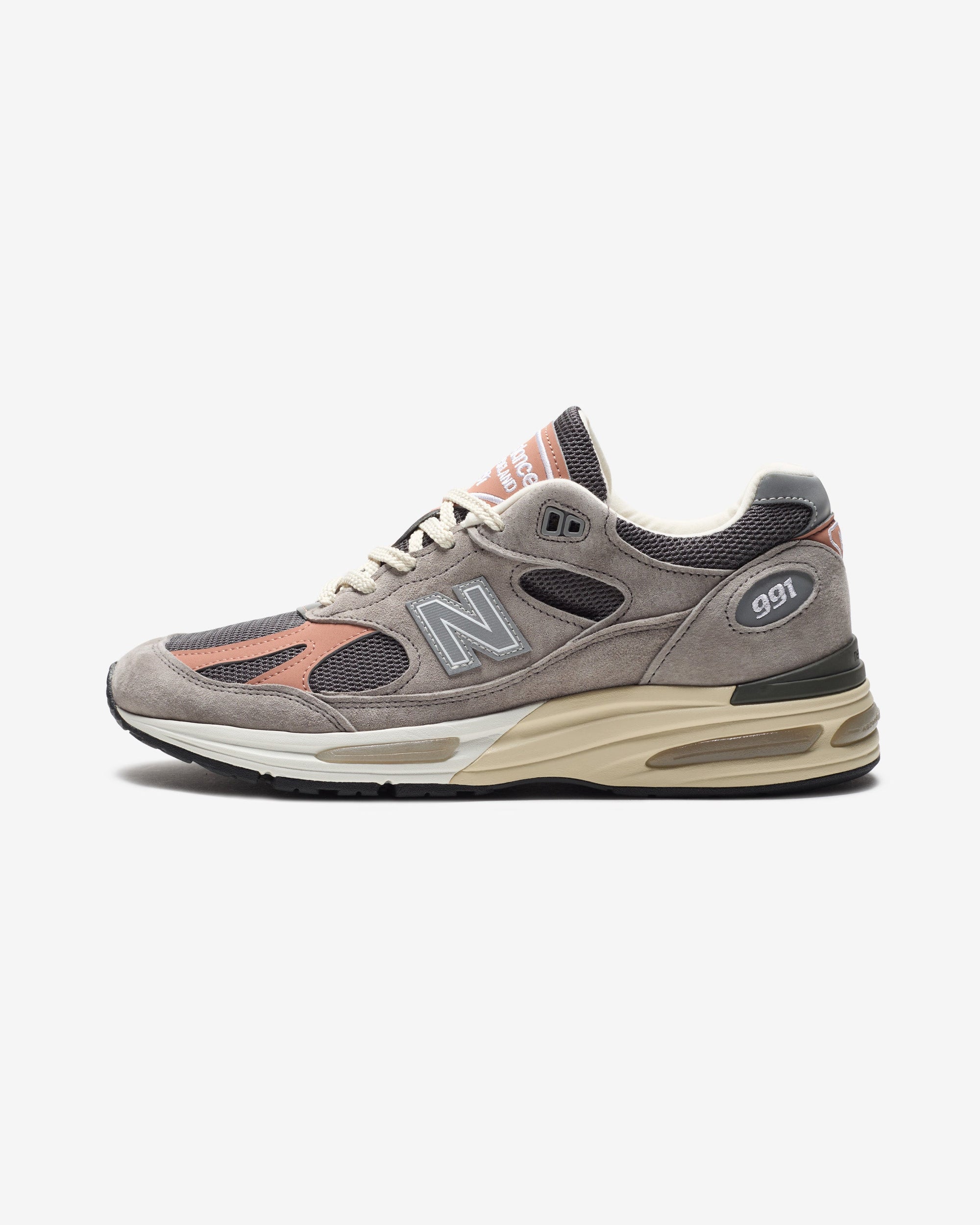 Оригінальна Made In Uk 991 V2 Elephant Skin New balance – вид ззаду