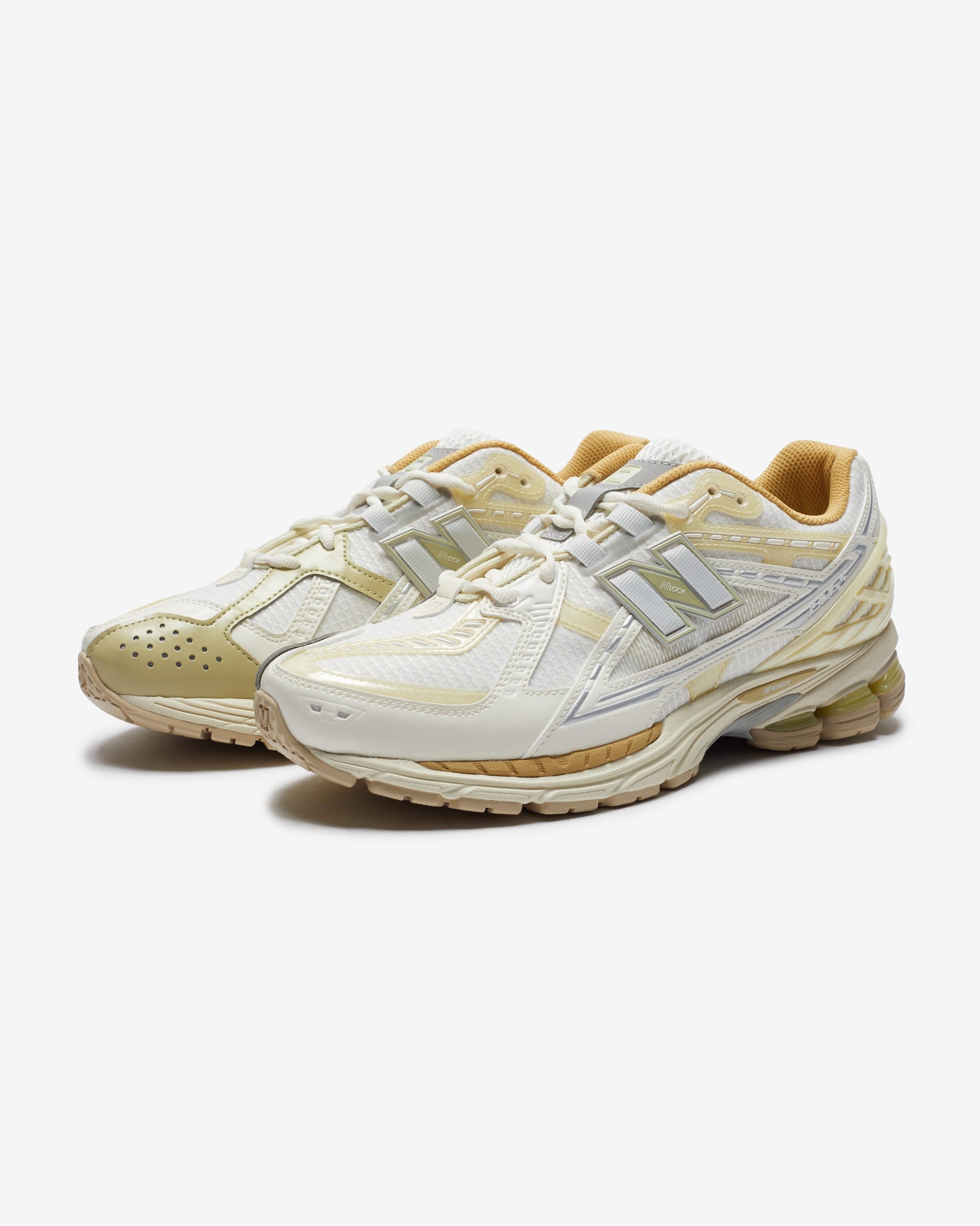 1906 White New balance оригінал – Купити в Україні – боковий вид