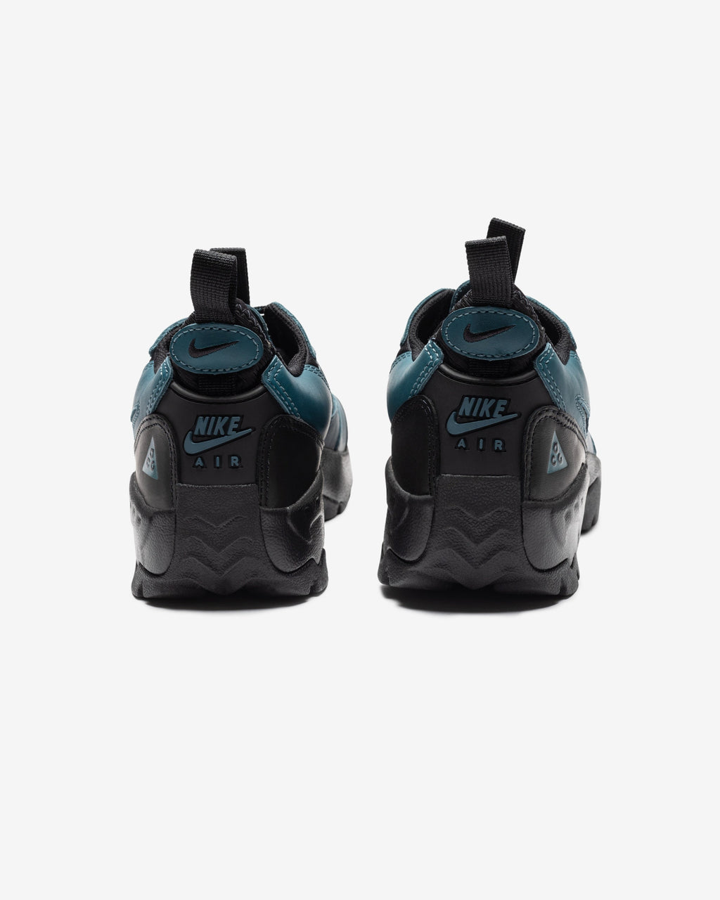Оригінальна Air Mada Black Nike – детальний вид