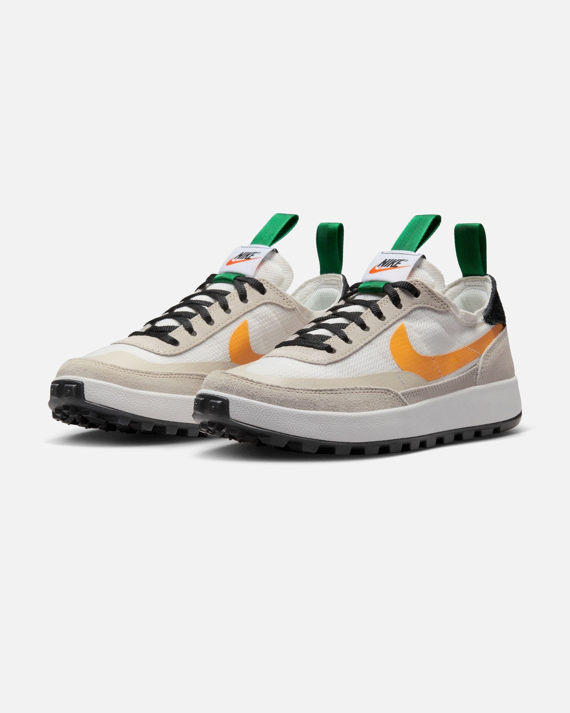 Оригінальна Wmns General Purpose Summit White Nike – боковий вид
