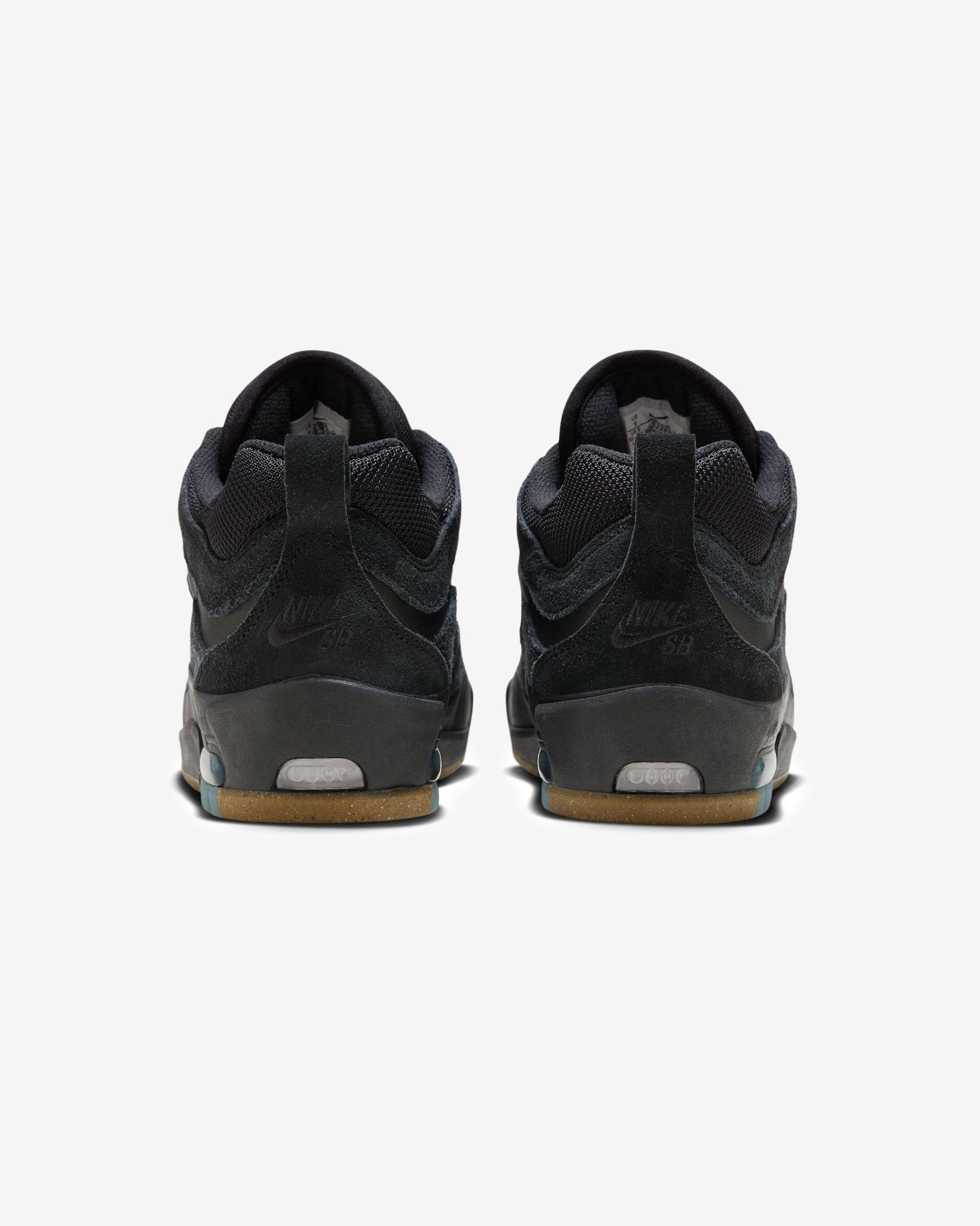 Оригінальна Air Max Ishod Black Nike – детальний вид