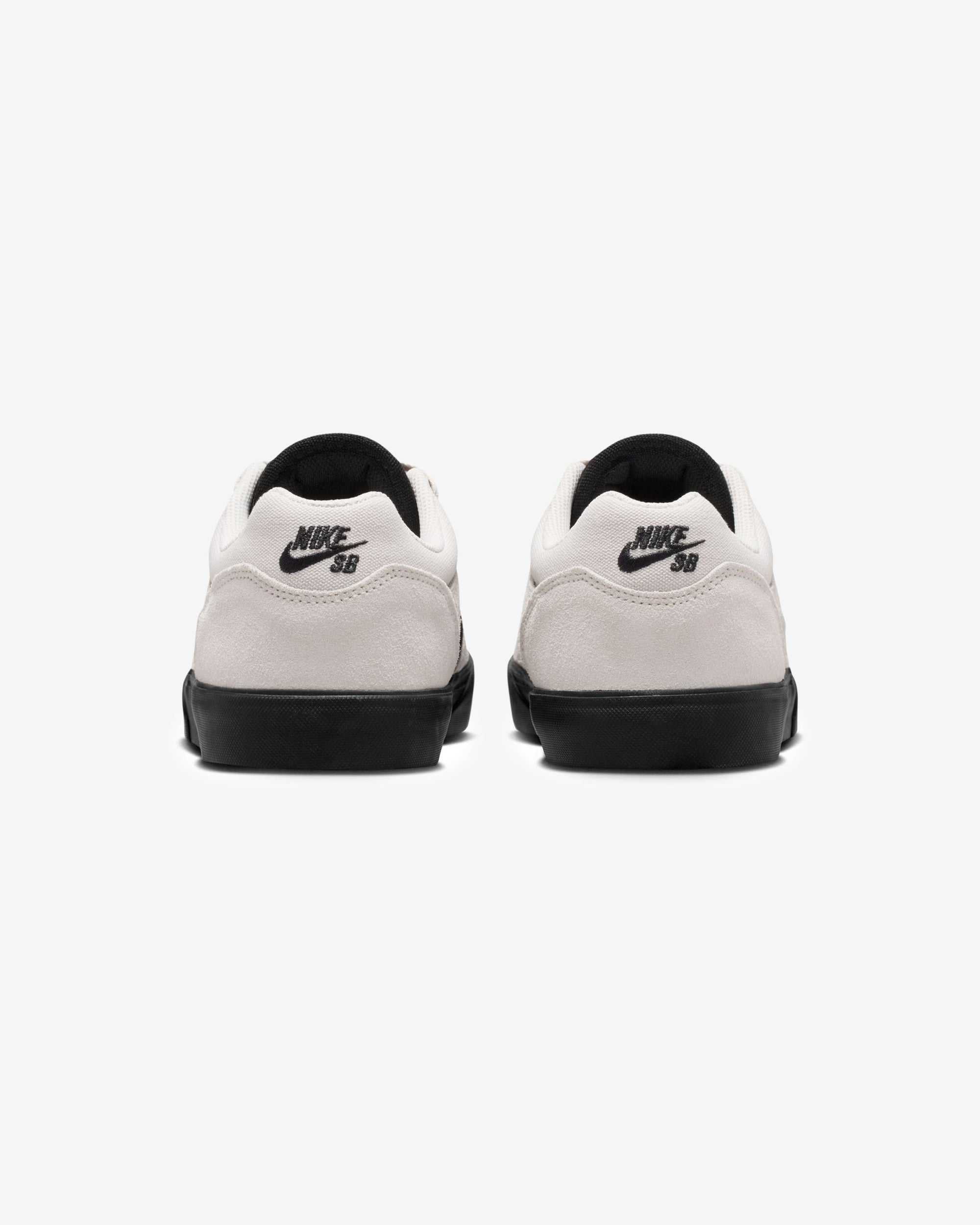 Оригінальна Malor Light Orewood Brownn Nike – збільшений вид