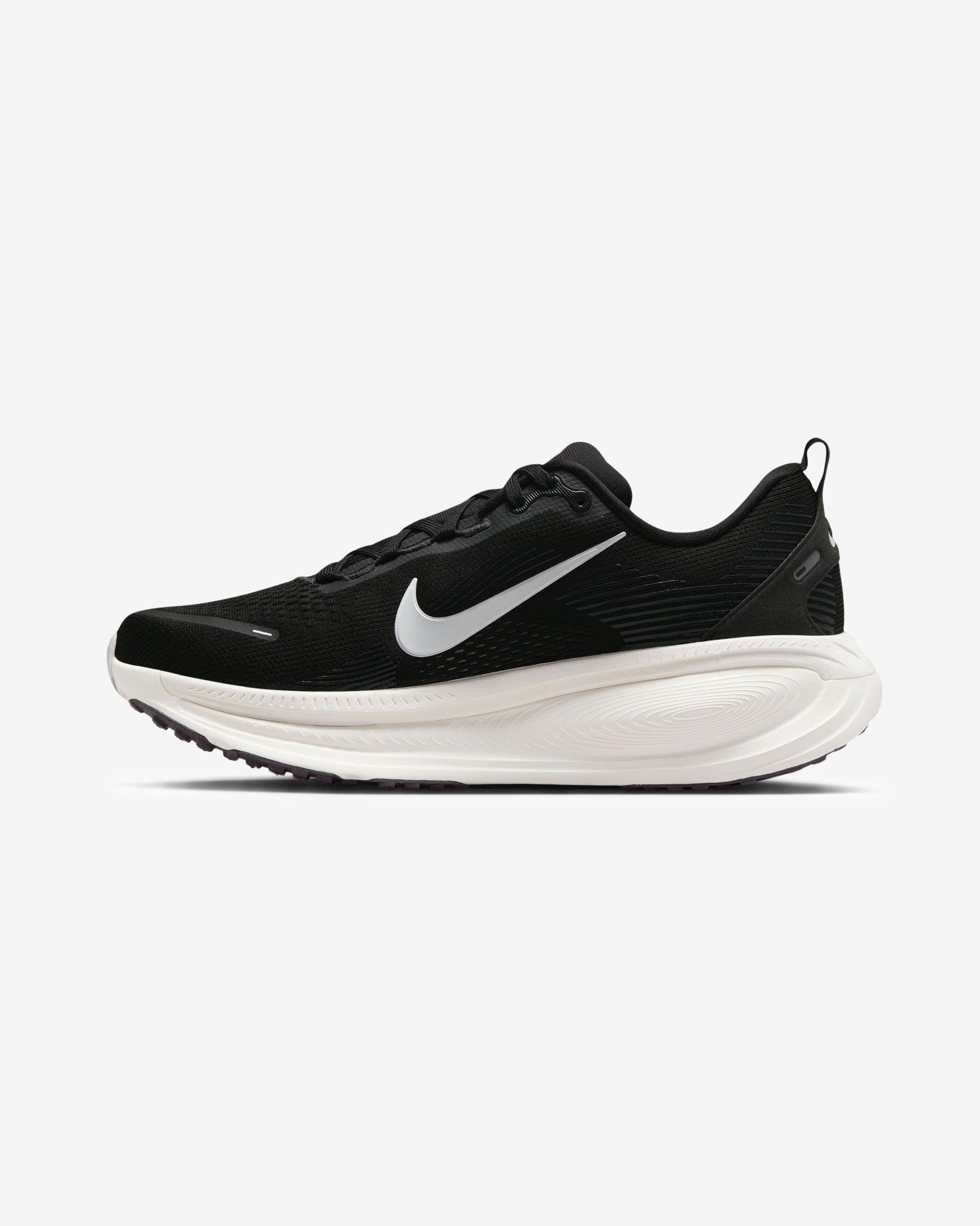 Vomero 18 Black Nike оригінал – Купити в Україні – вид ззаду