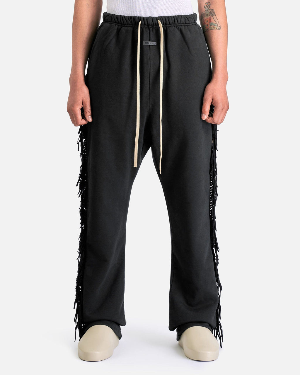 Оригінальна Fringe Sweatpant In Black Fear of god – боковий вид