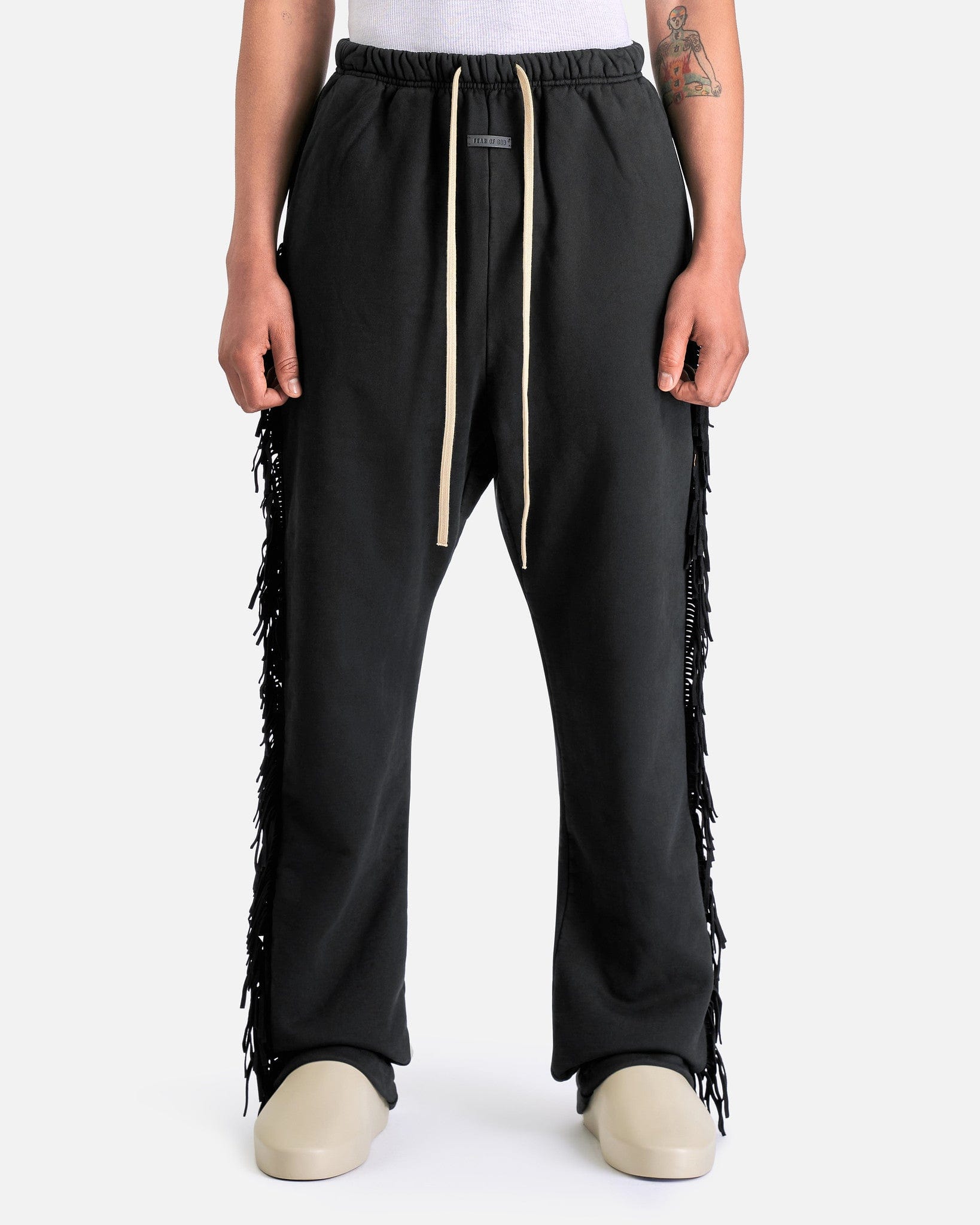 Оригінальна Fringe Sweatpant In Black Fear of god – боковий вид