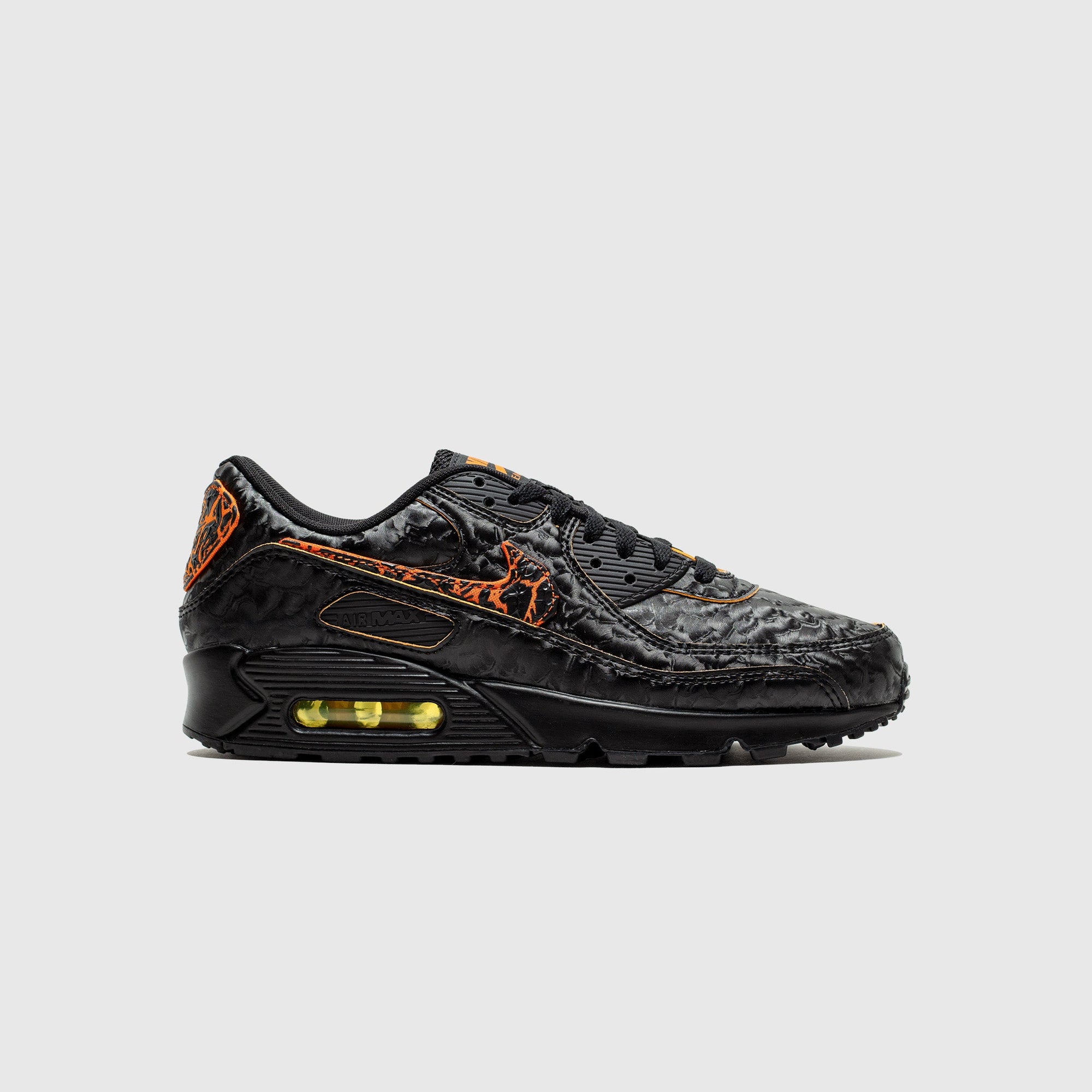 Оригінальна Air Max 90 Qs Volcano Nike – боковий вид