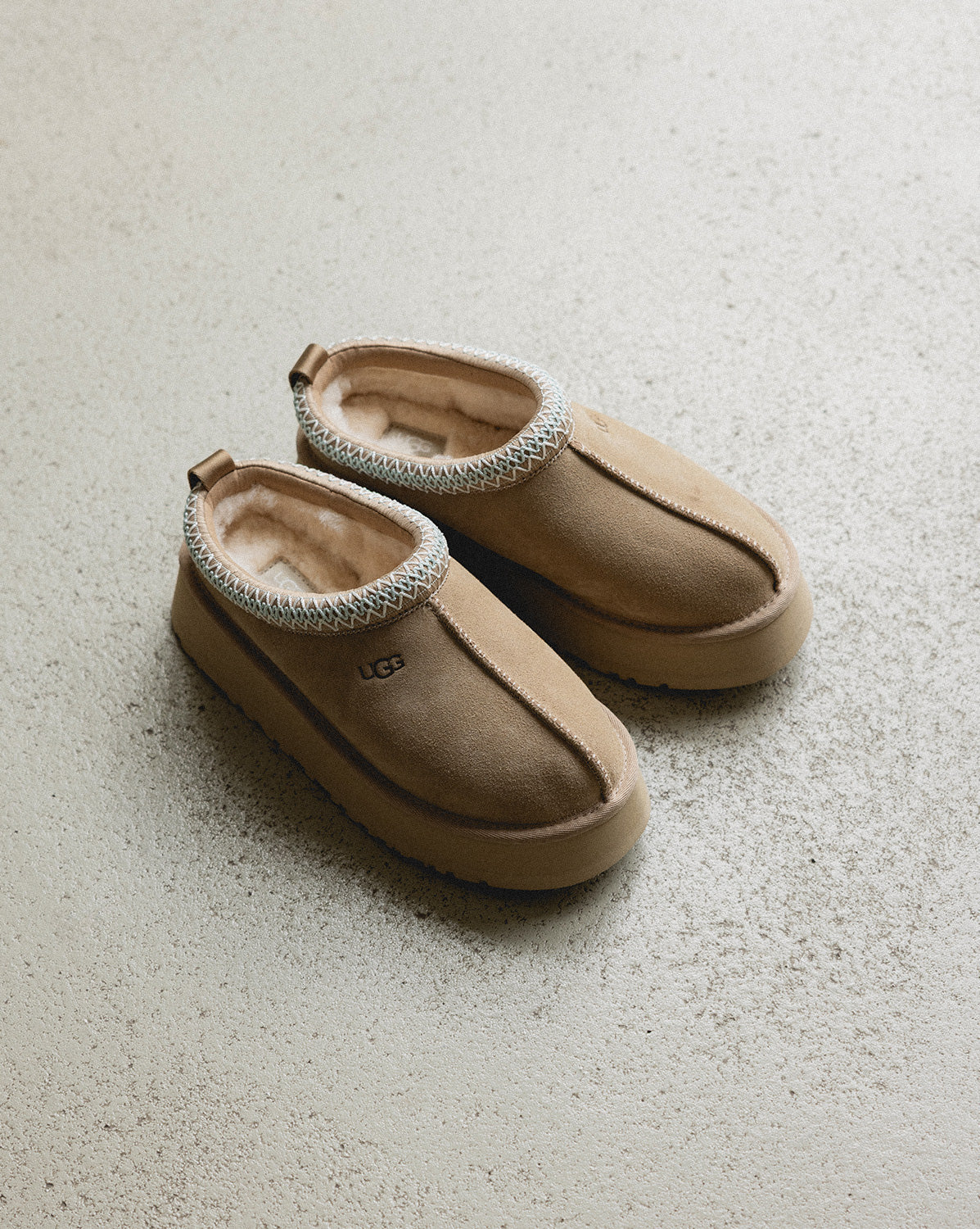 Оригінальна Wmns Tazz II Ugg – вид ззаду