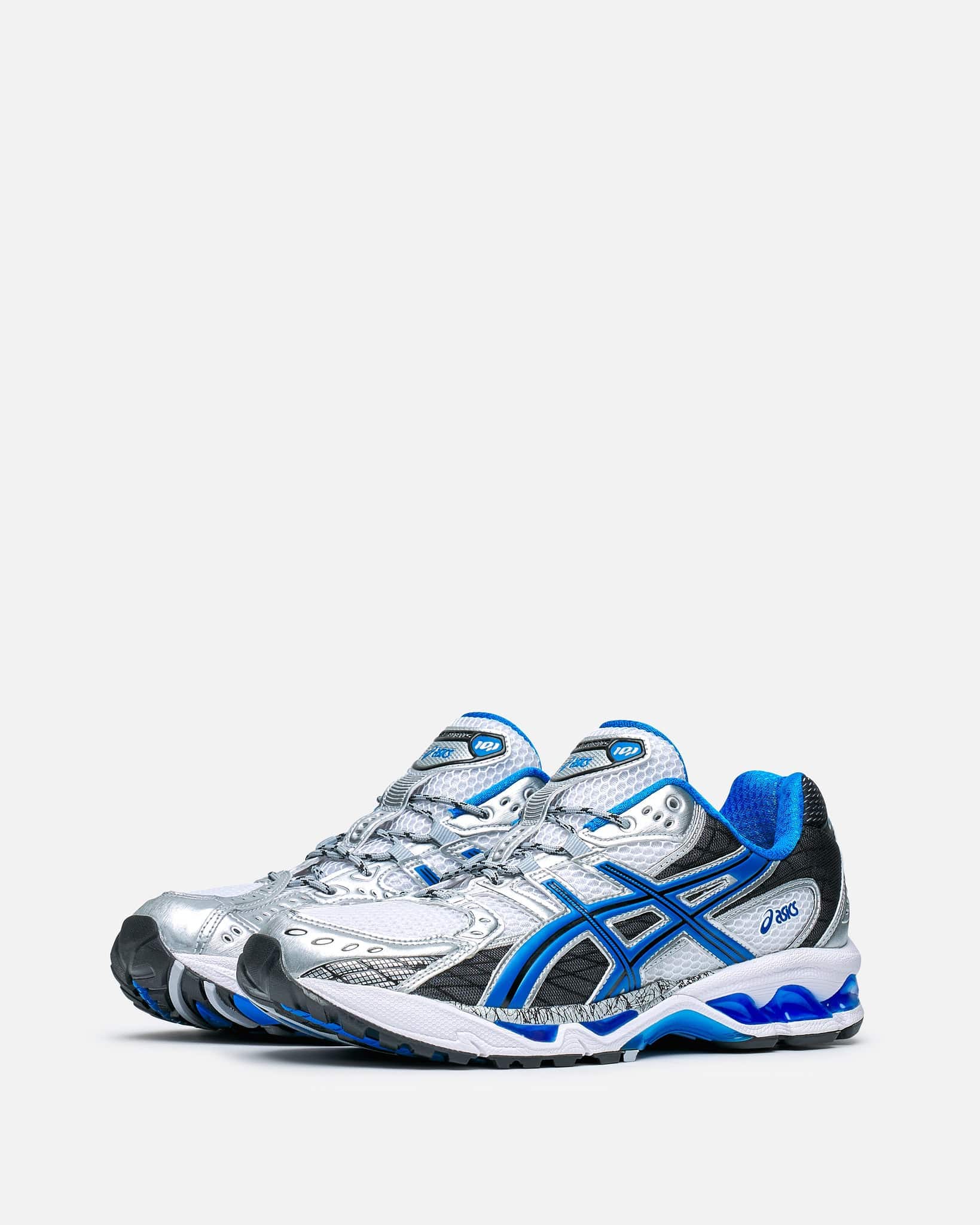 Оригінальна Gel-Nimbus 10.1 In White Asics – вид ззаду