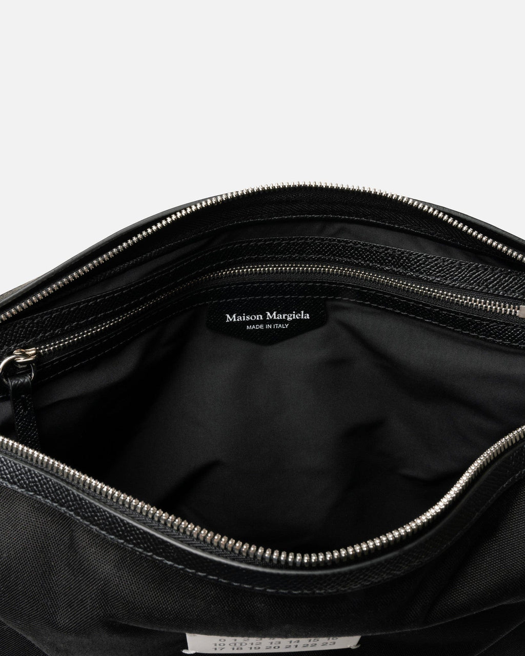 Glam Slam Computer Bag In Black Maison margiela – Гарантія оригінальності – детальний вид