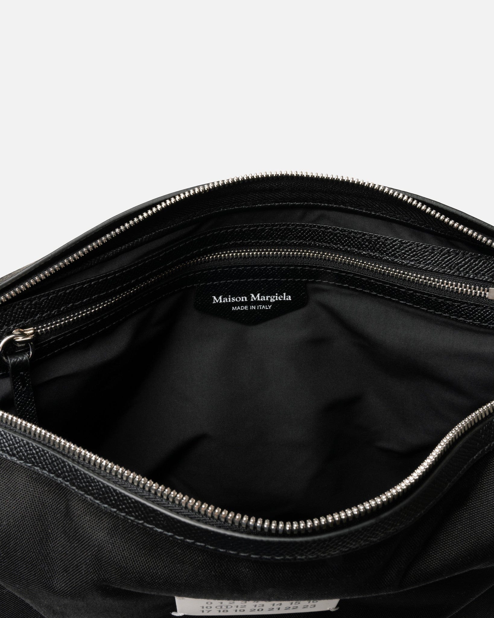 Glam Slam Computer Bag In Black Maison margiela – Гарантія оригінальності – детальний вид