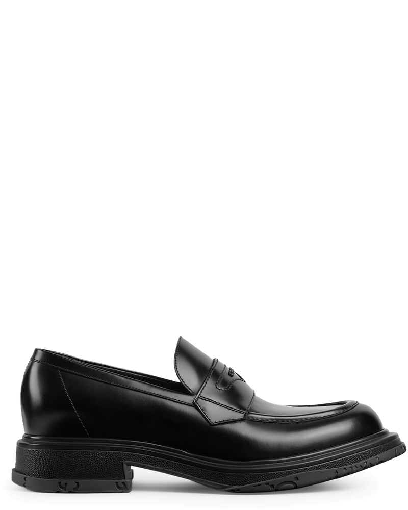 Оригінальна Loafer With Tone-On-Tone Logo Gucci